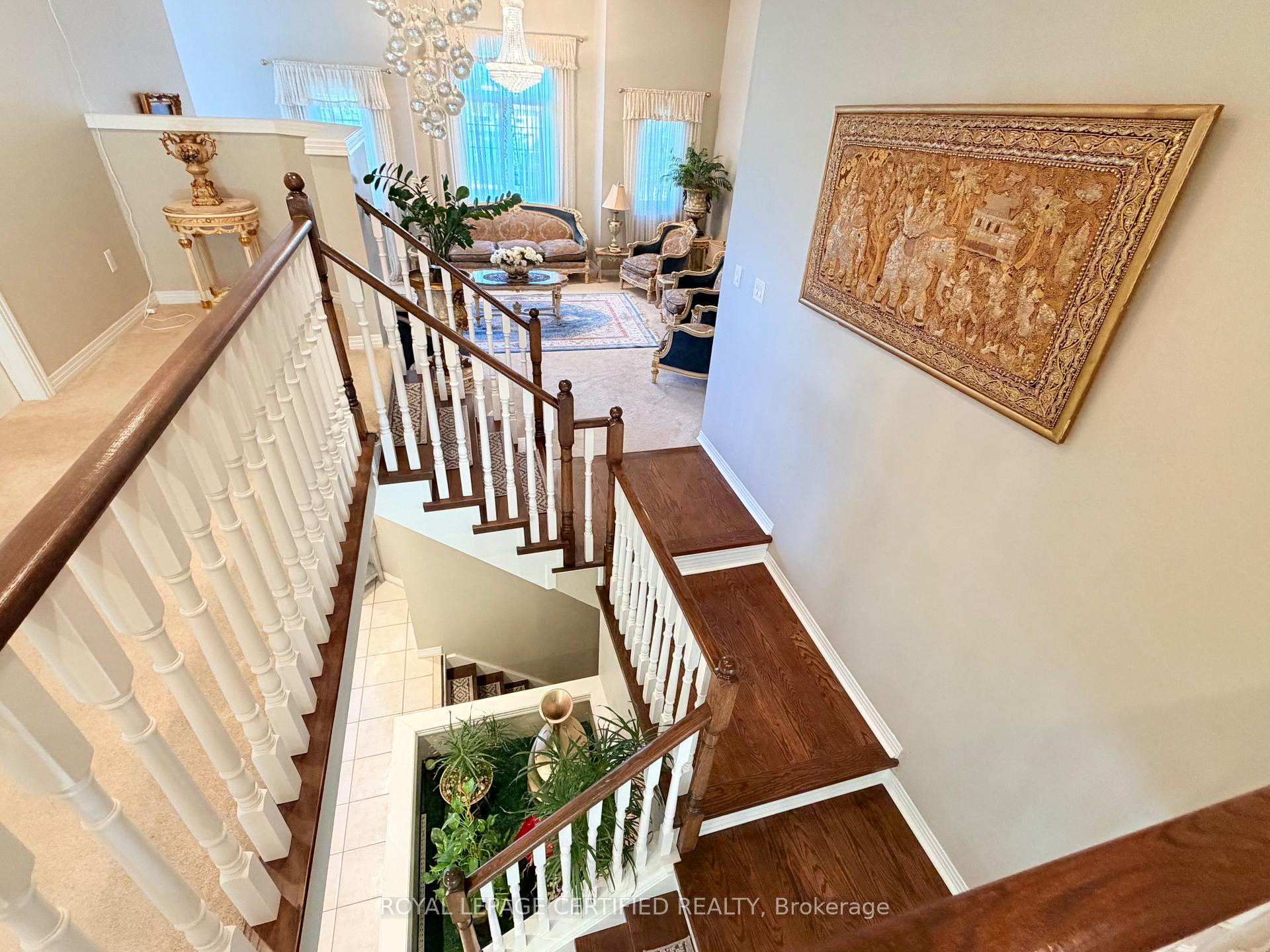 Photo 9 of 43 Boulding Avenue, Hamilton, Waterdown — HOMEH