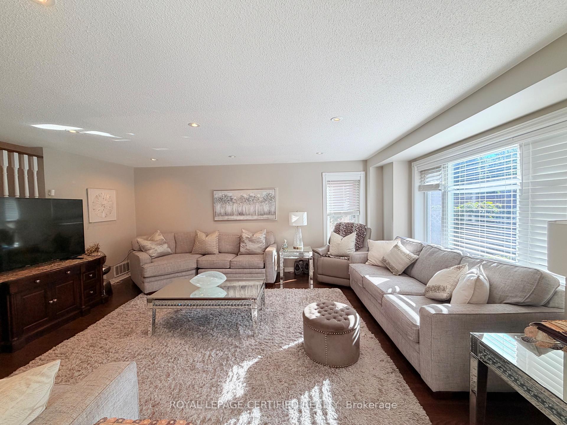 Photo 14 of 43 Boulding Avenue, Hamilton, Waterdown — HOMEH