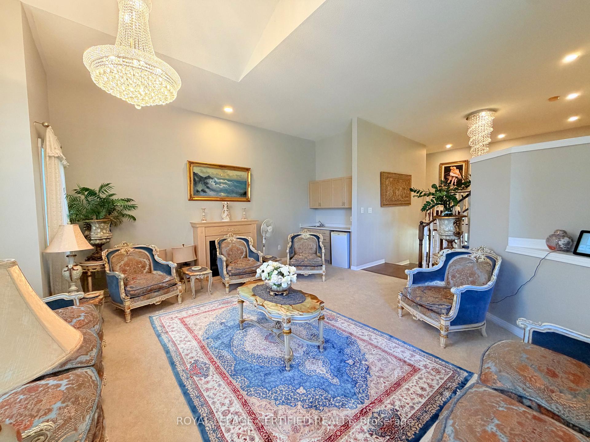 Photo 31 of 43 Boulding Avenue, Hamilton, Waterdown — HOMEH
