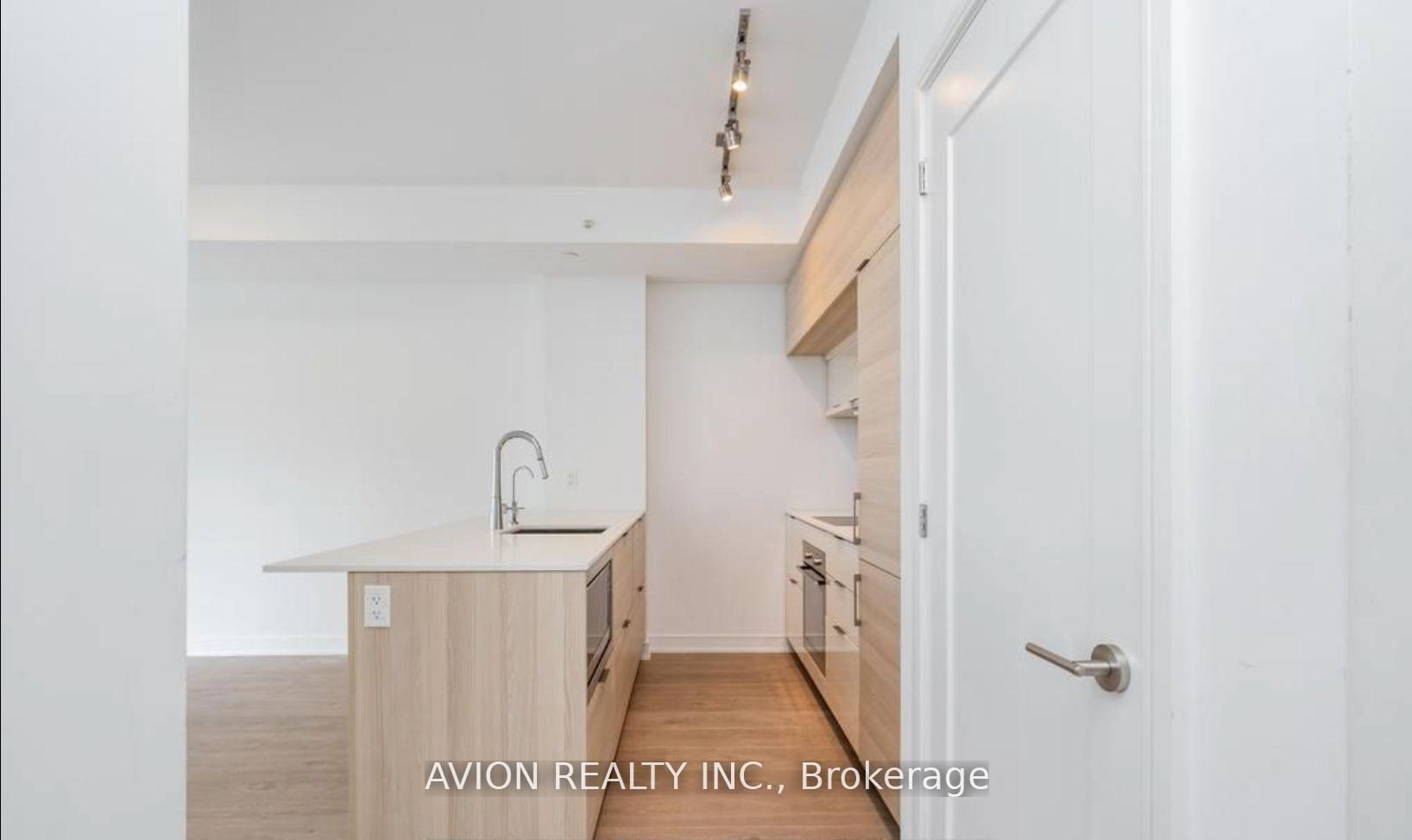 Photo 4 of Unit 3210, 88 Scott Street, Toronto, Church-Yonge Corridor — HOMEH