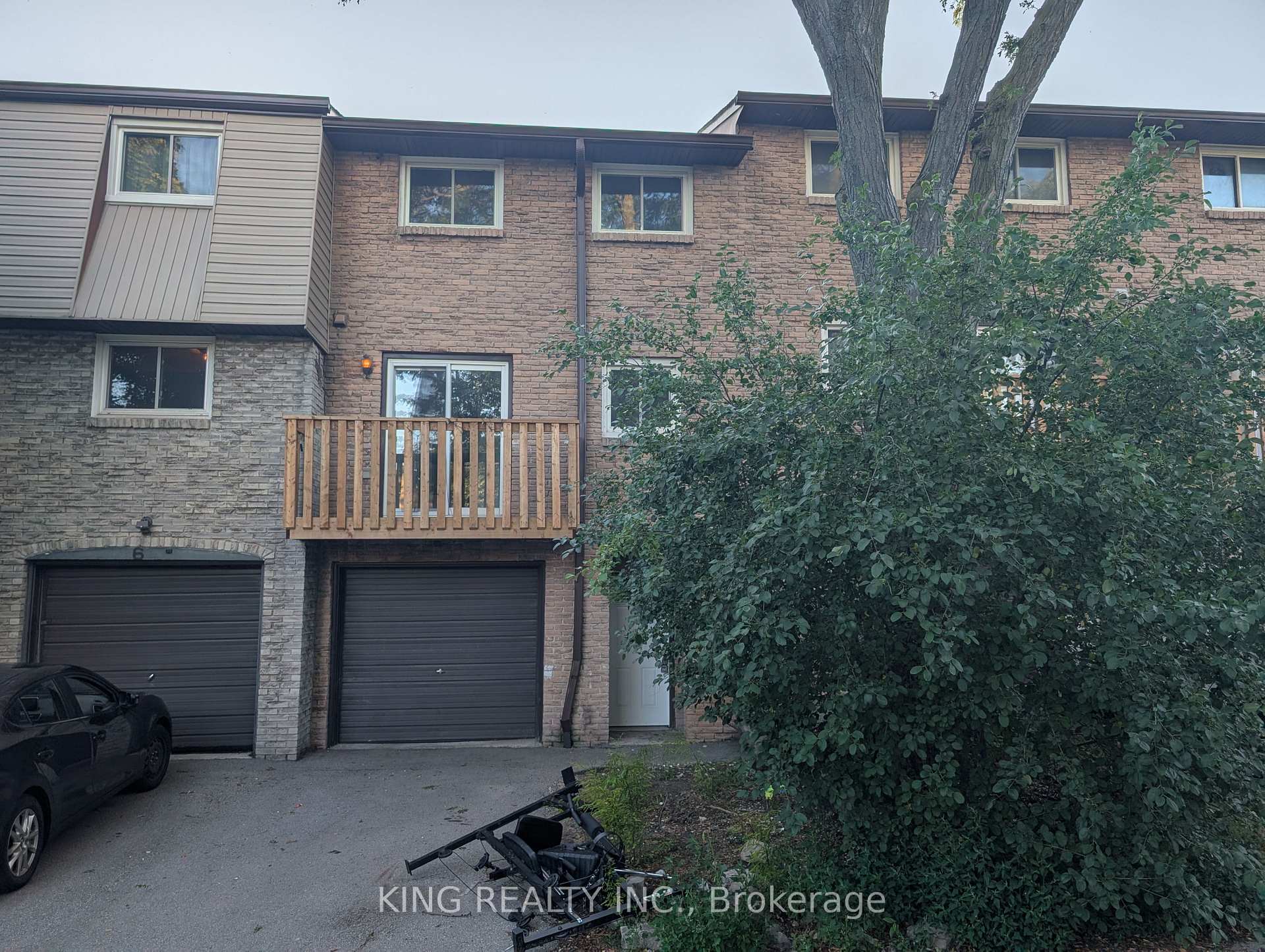 Photo 1 of Unit 7, 985 Limeridge Road E, Hamilton, Berrisfield — HOMEH