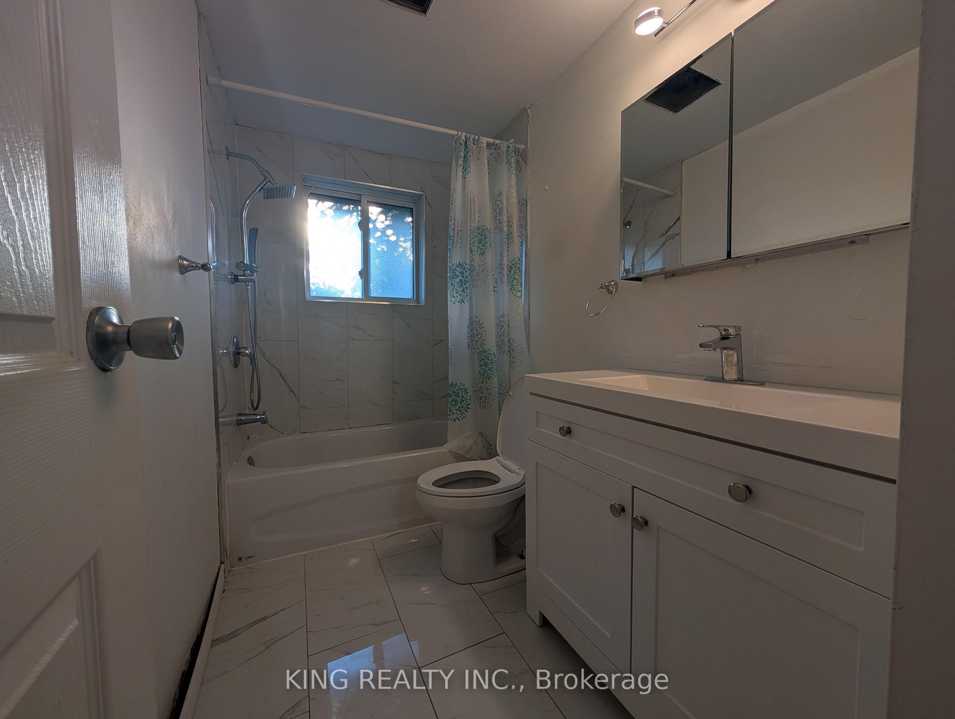 Photo 14 of Unit 7, 985 Limeridge Road E, Hamilton, Berrisfield — HOMEH
