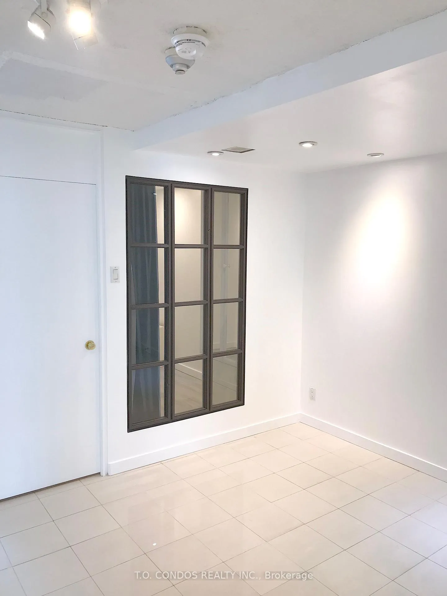 Photo 6 of Unit 1402, 92 King Street E, Toronto, Church-Yonge Corridor — HOMEH