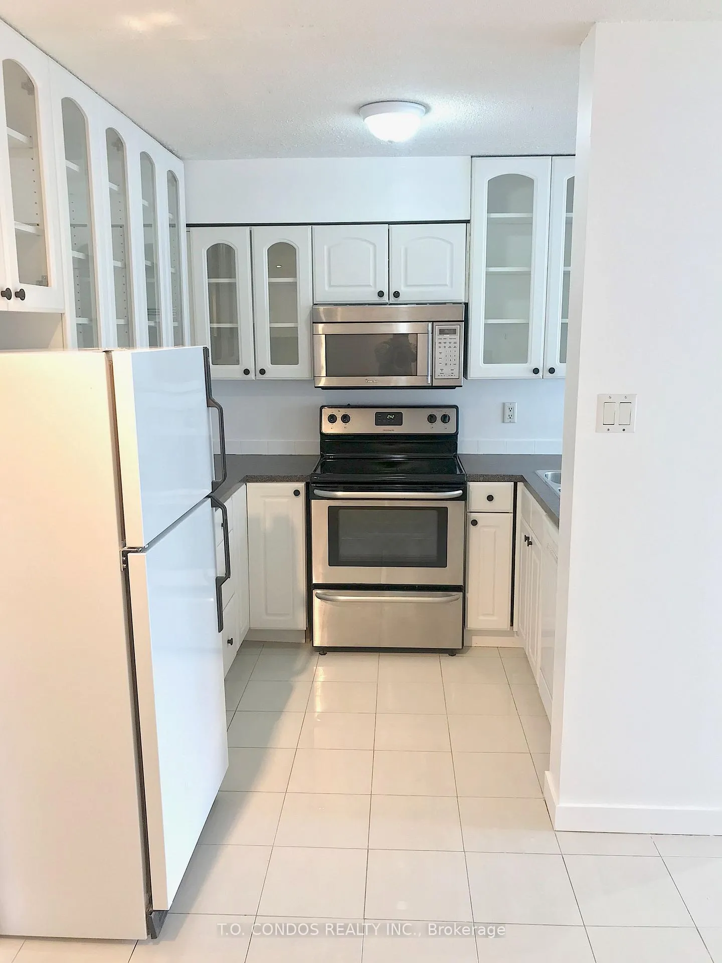 Photo 11 of Unit 1402, 92 King Street E, Toronto, Church-Yonge Corridor — HOMEH