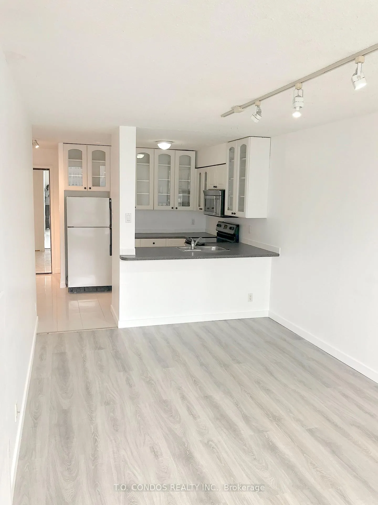 Photo 12 of Unit 1402, 92 King Street E, Toronto, Church-Yonge Corridor — HOMEH