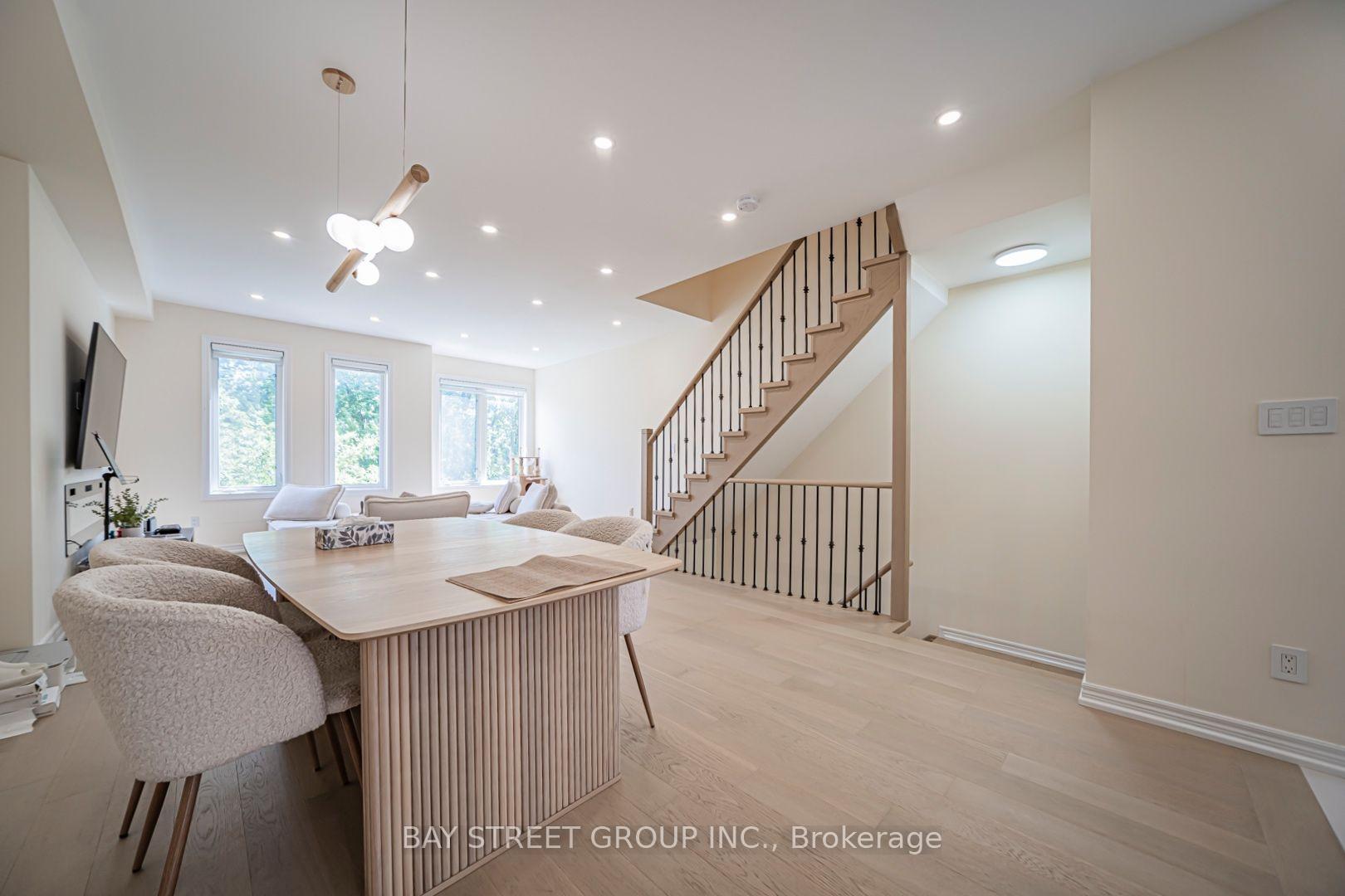 Photo 14 of 16 Dahlia Road, Markham, Commerce Valley — HOMEH