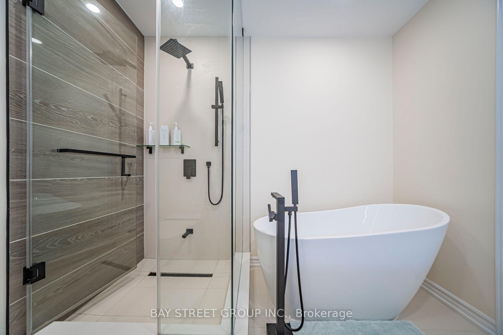 Photo 28 of 16 Dahlia Road, Markham, Commerce Valley — HOMEH