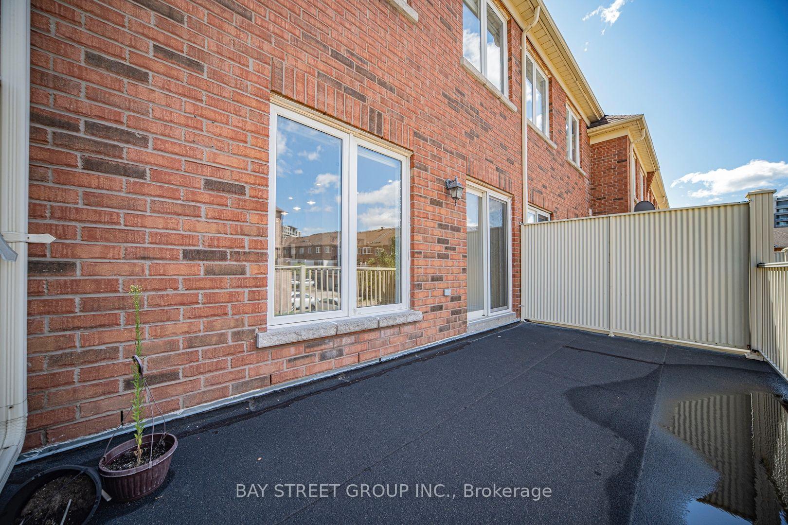 Photo 38 of 16 Dahlia Road, Markham, Commerce Valley — HOMEH