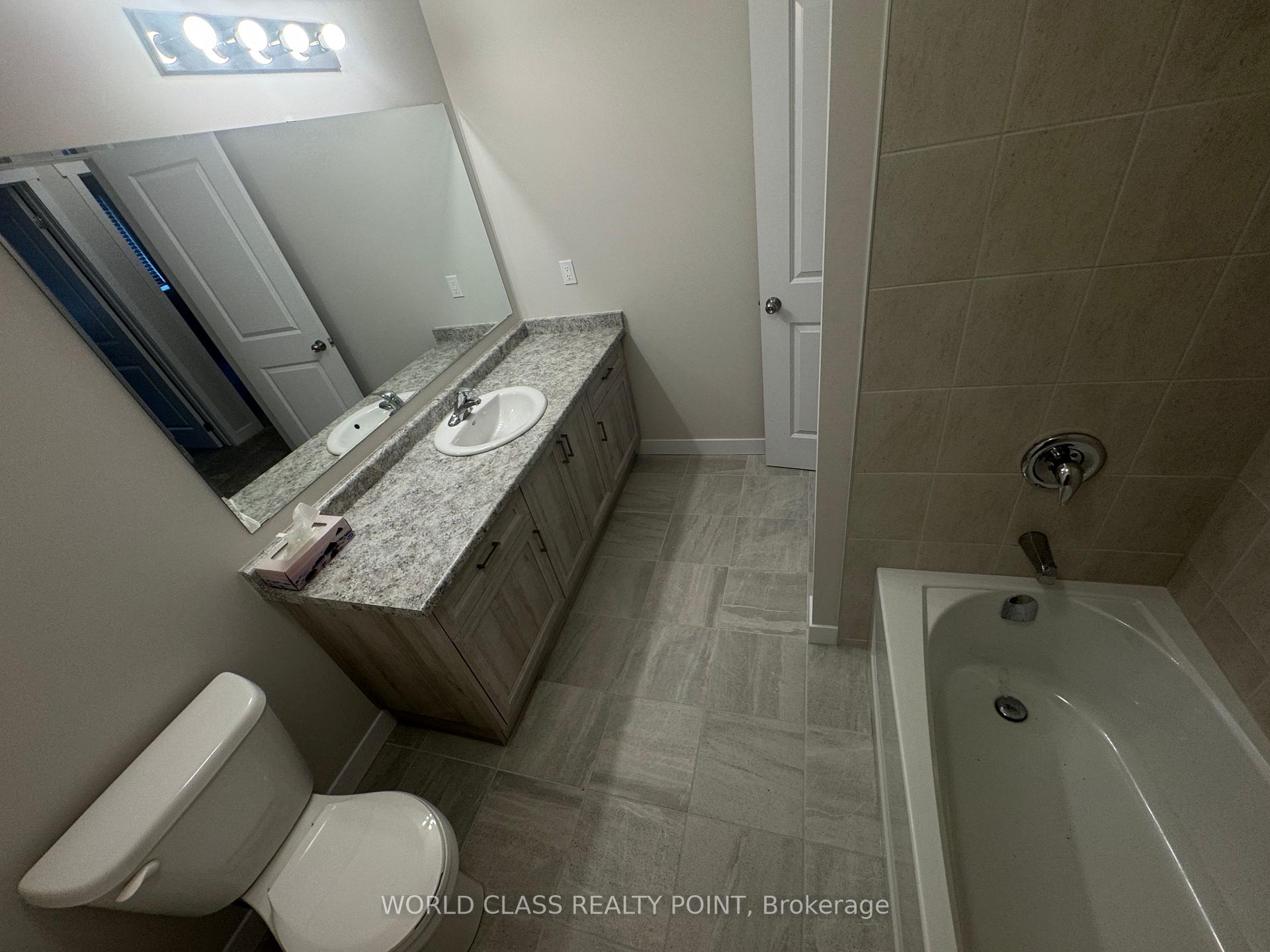 Photo 13 of Unit 3, 160 Stanley Street, Norfolk, Simcoe — HOMEH