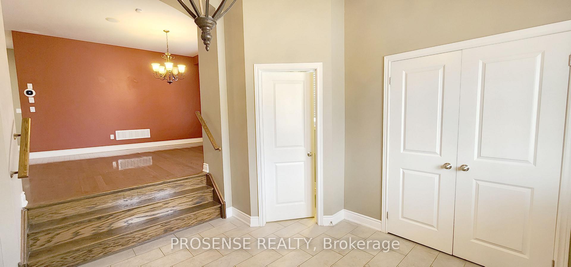 Photo 7 of 190 Nisbet Boulevard, Hamilton, Waterdown — HOMEH