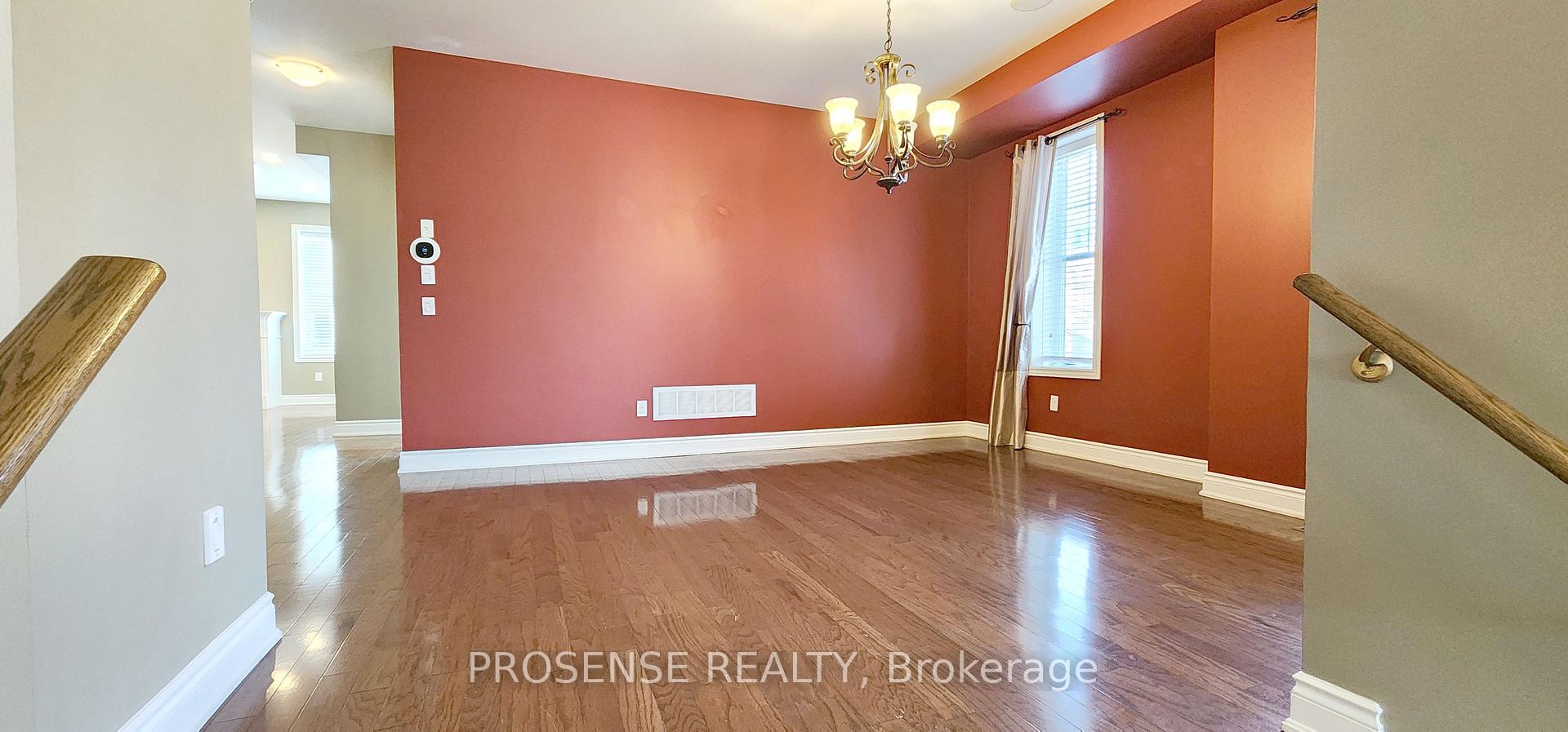 Photo 9 of 190 Nisbet Boulevard, Hamilton, Waterdown — HOMEH