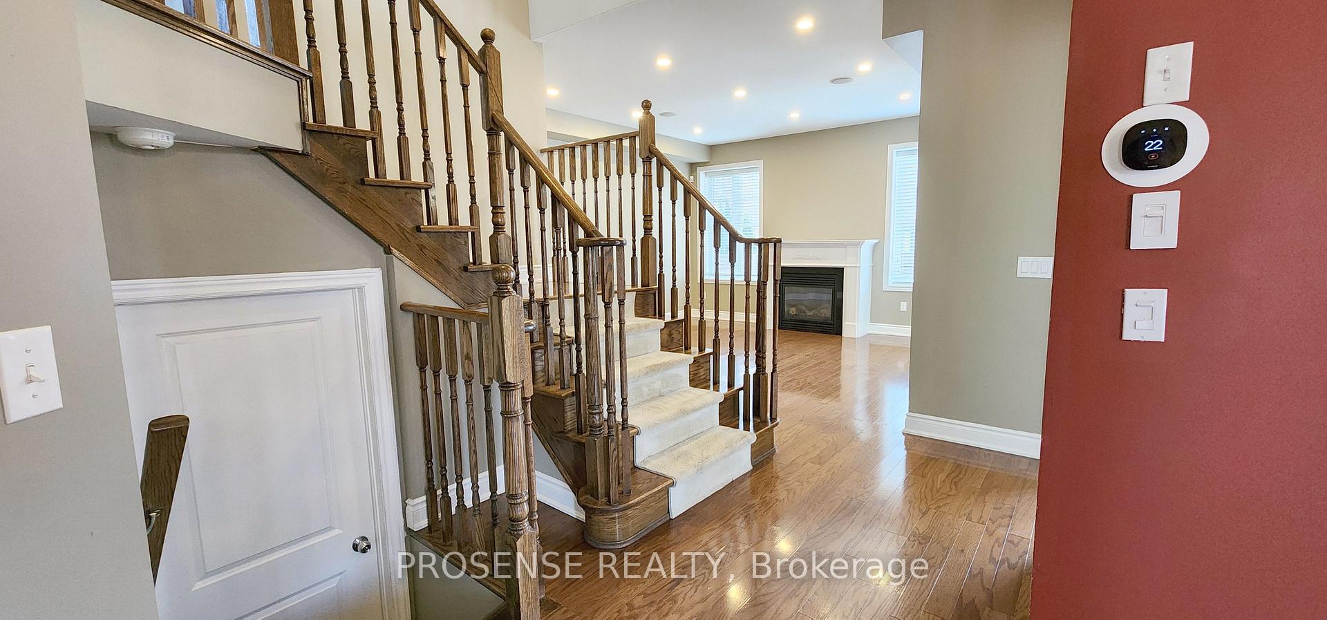 Photo 12 of 190 Nisbet Boulevard, Hamilton, Waterdown — HOMEH