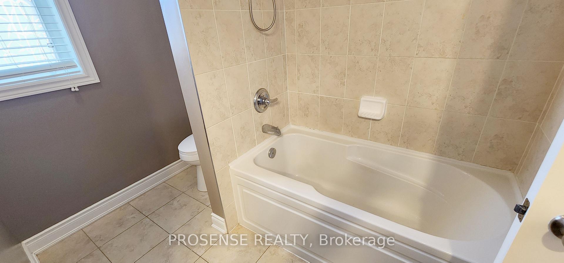 Photo 35 of 190 Nisbet Boulevard, Hamilton, Waterdown — HOMEH