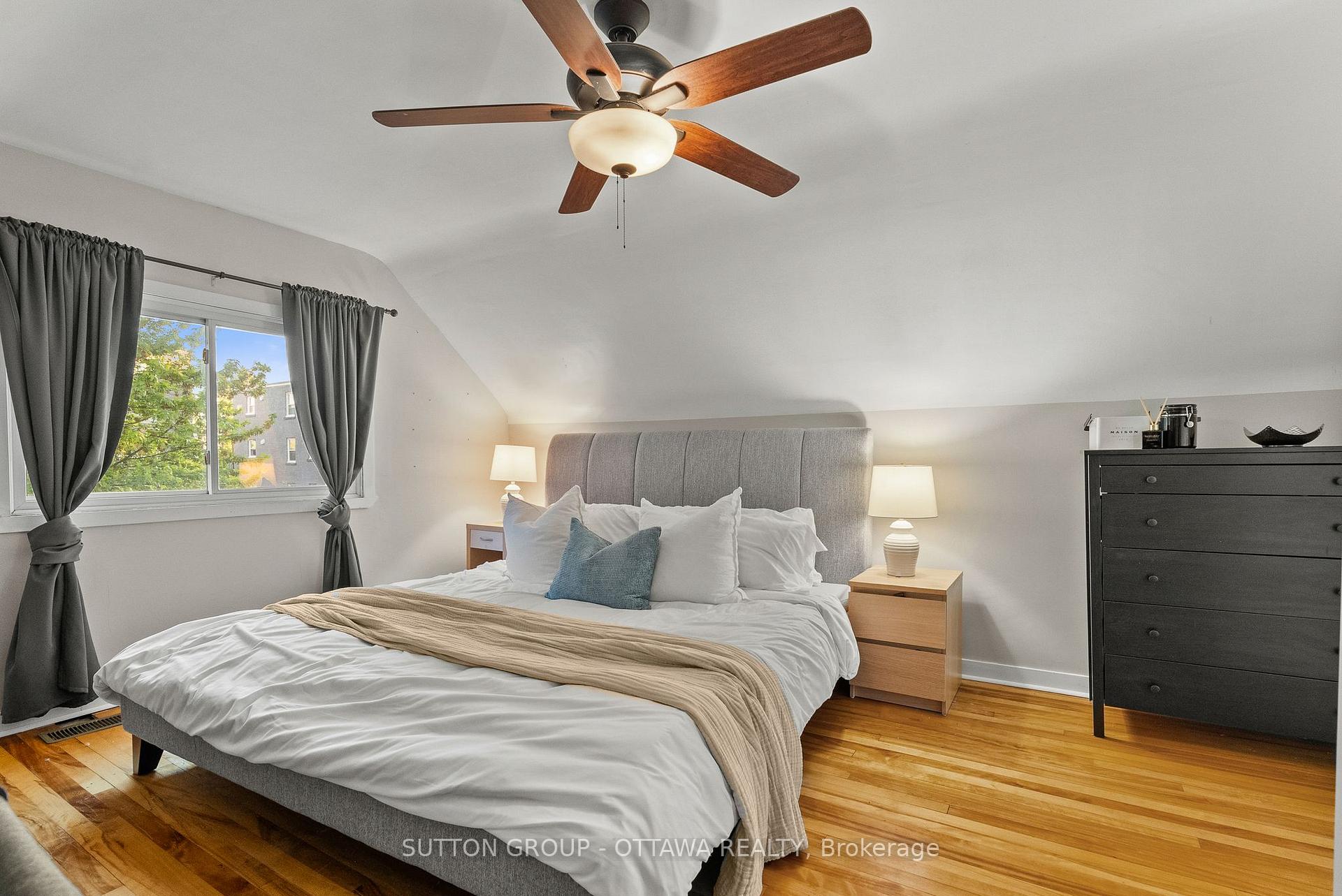 Photo 24 of 409 Blake Boulevard, Ottawa, Vanier — HOMEH
