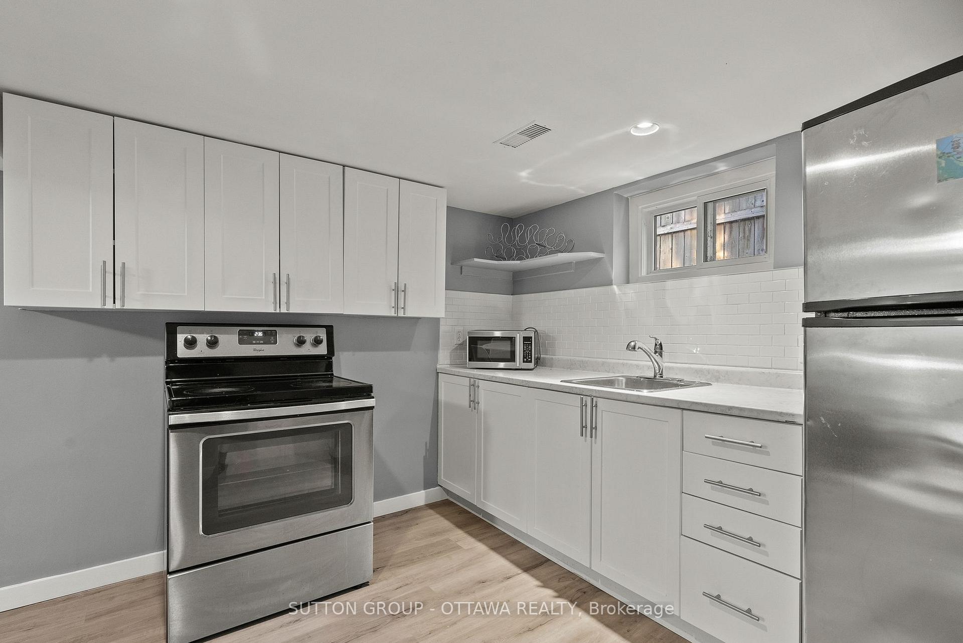Photo 36 of 409 Blake Boulevard, Ottawa, Vanier — HOMEH