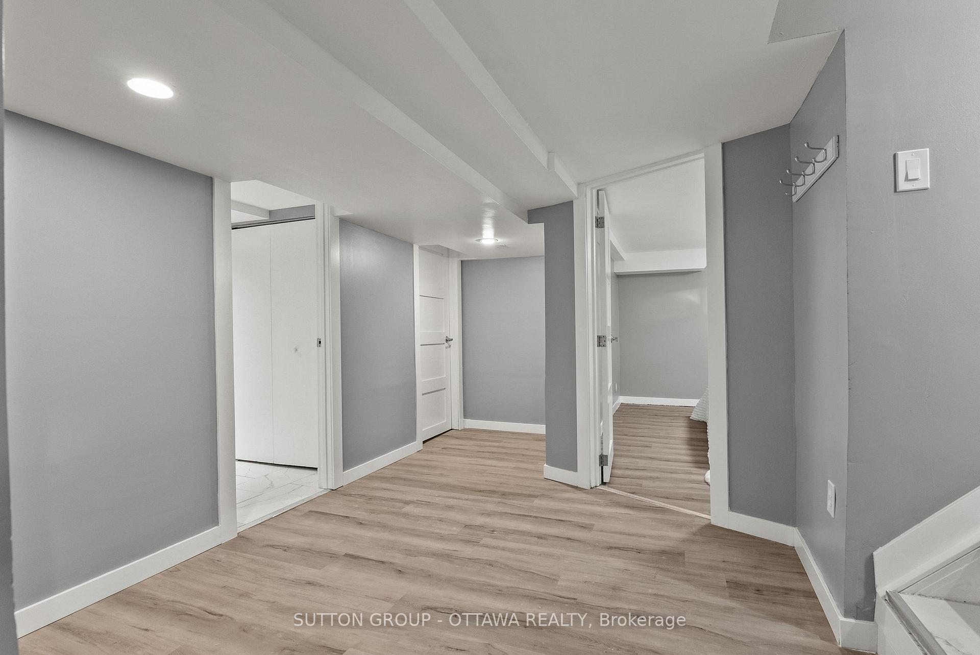Photo 38 of 409 Blake Boulevard, Ottawa, Vanier — HOMEH