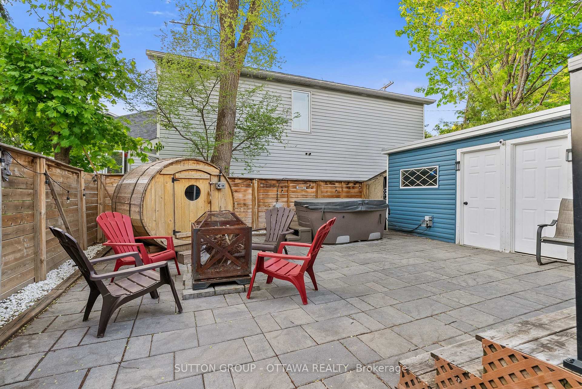 Photo 44 of 409 Blake Boulevard, Ottawa, Vanier — HOMEH