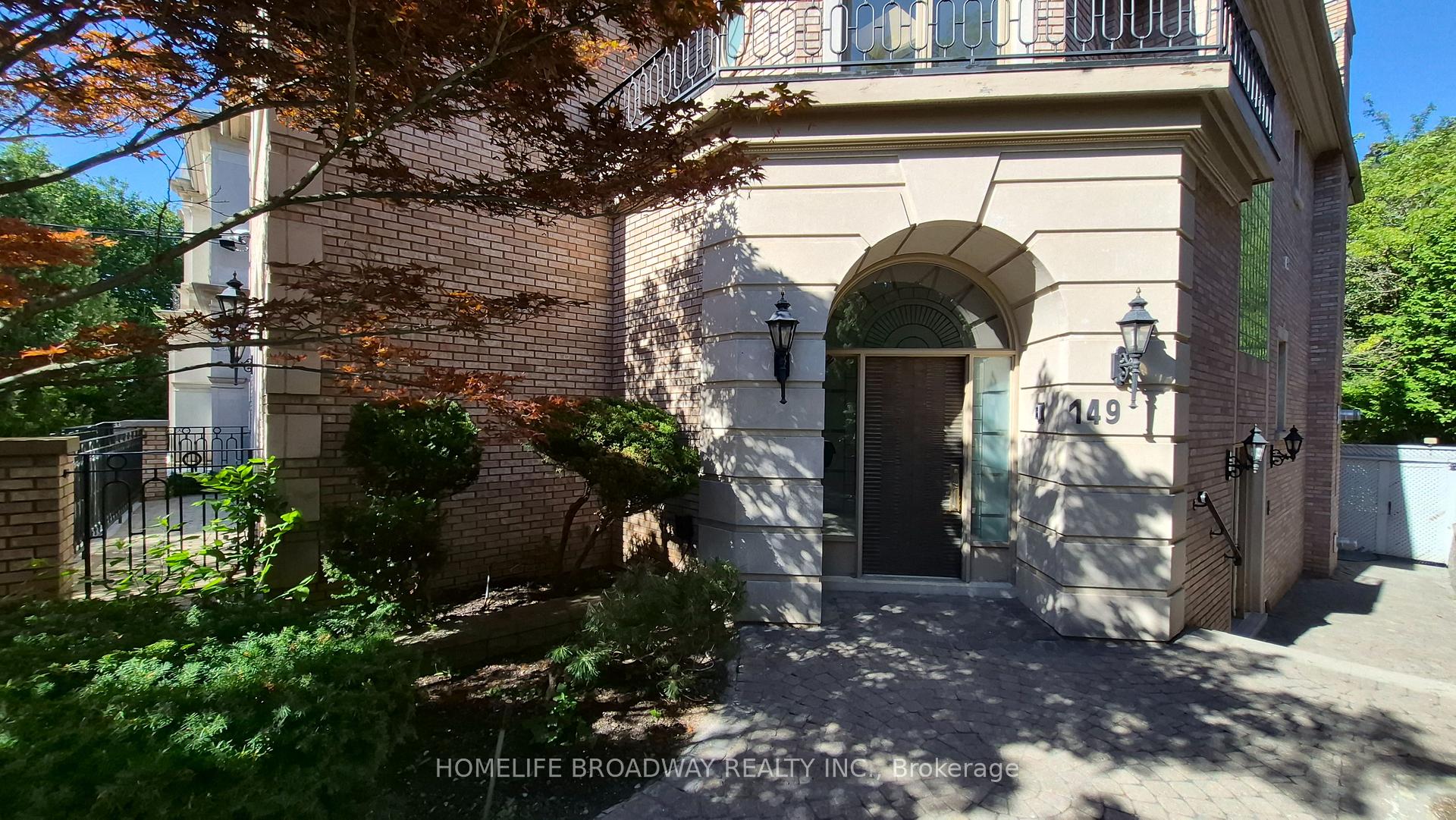 Photo 2 of 149 Dunvegan Road, Toronto, Forest Hill South — HOMEH
