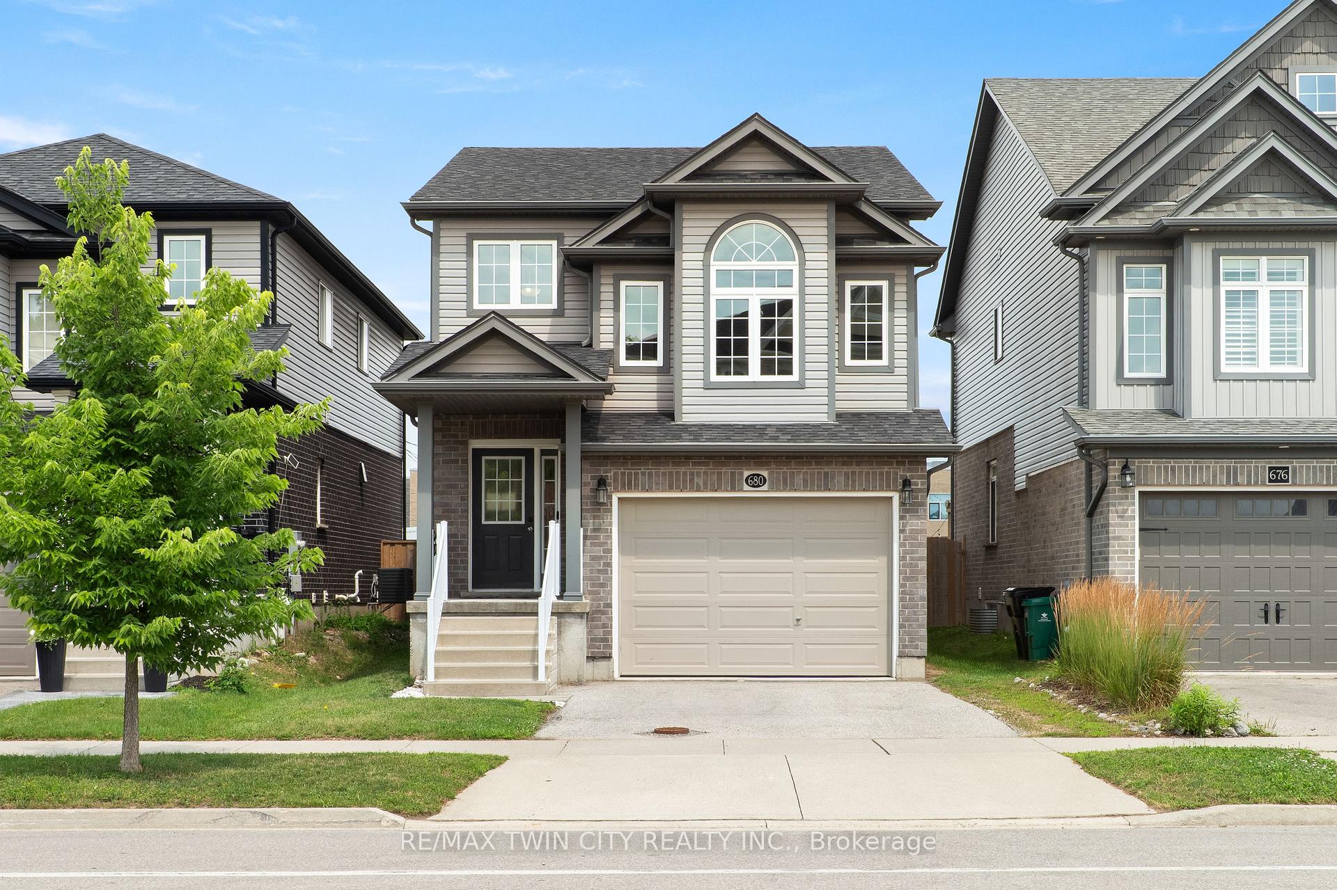 Photo 1 of 680 Blair Creek Drive, Kitchener, Doon South — HOMEH