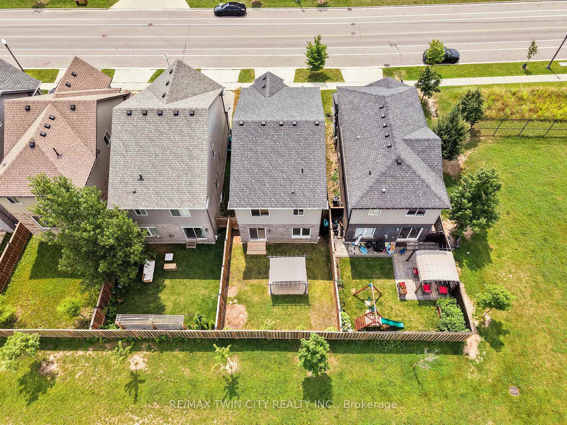 Photo 42 of 680 Blair Creek Drive, Kitchener, Doon South — HOMEH