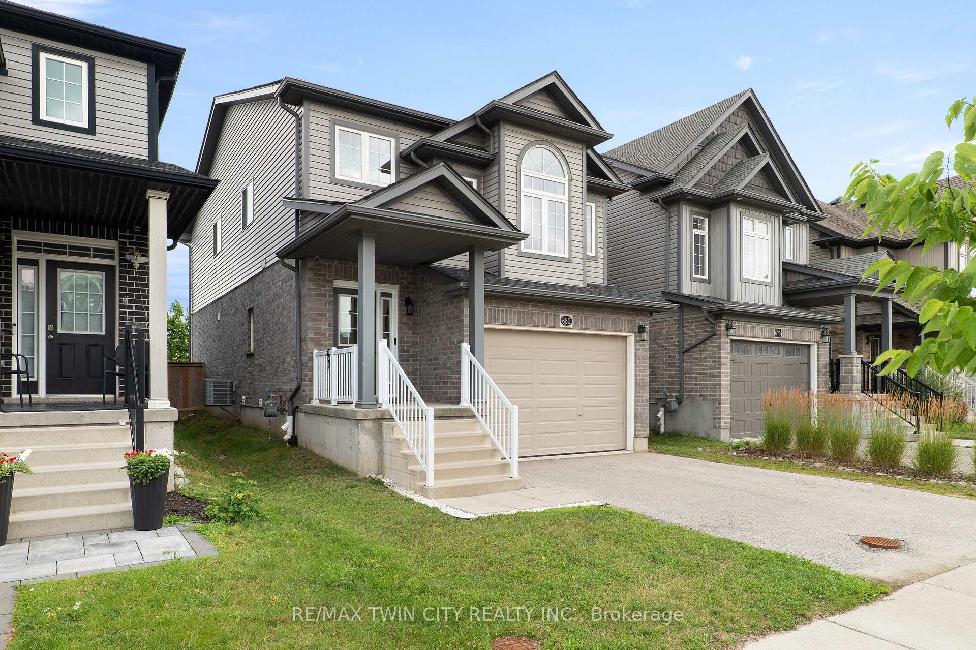 Photo 46 of 680 Blair Creek Drive, Kitchener, Doon South — HOMEH