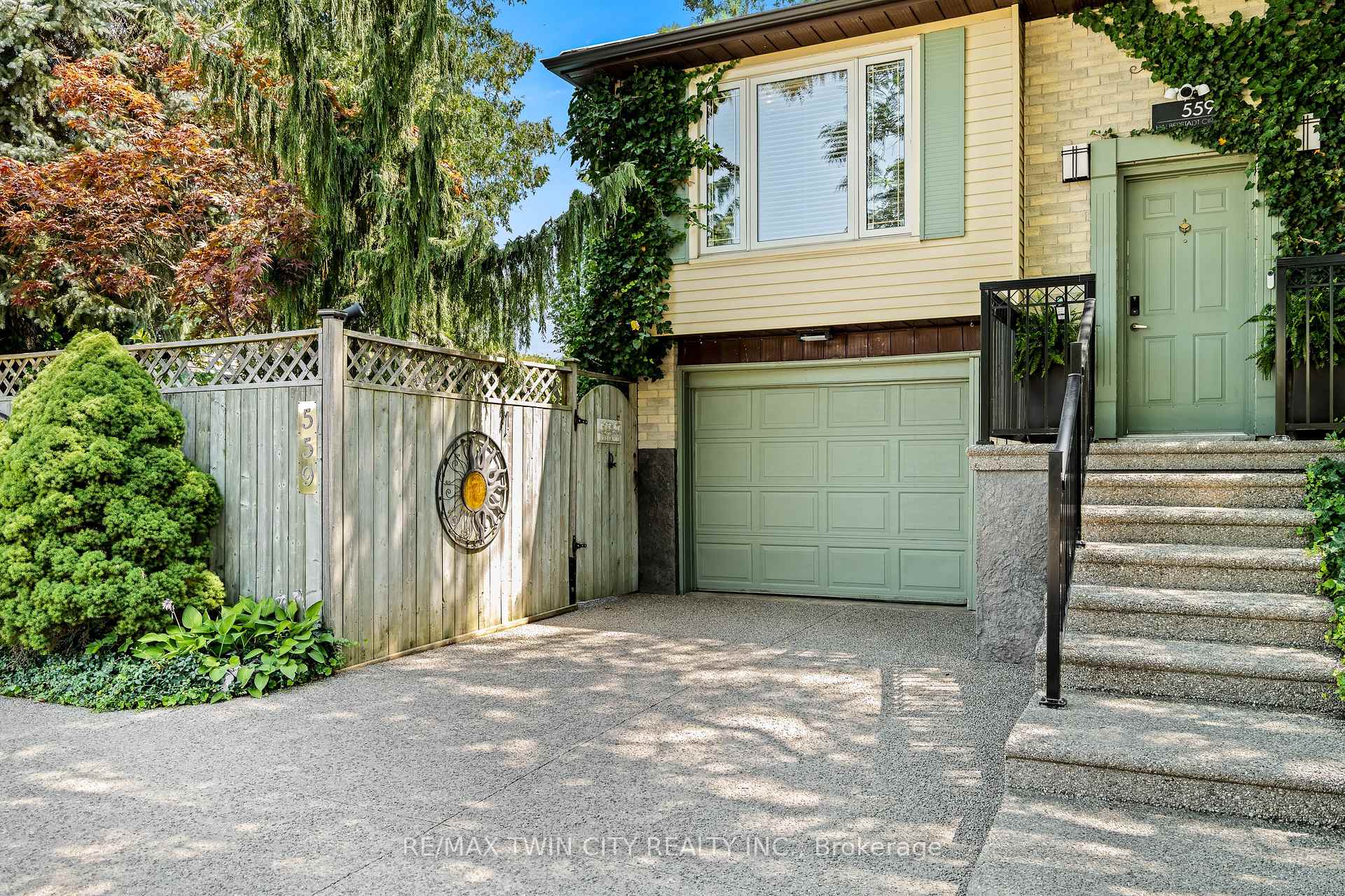 Photo 4 of 559 Halberstadt Circle, Cambridge, Preston Heights — HOMEH