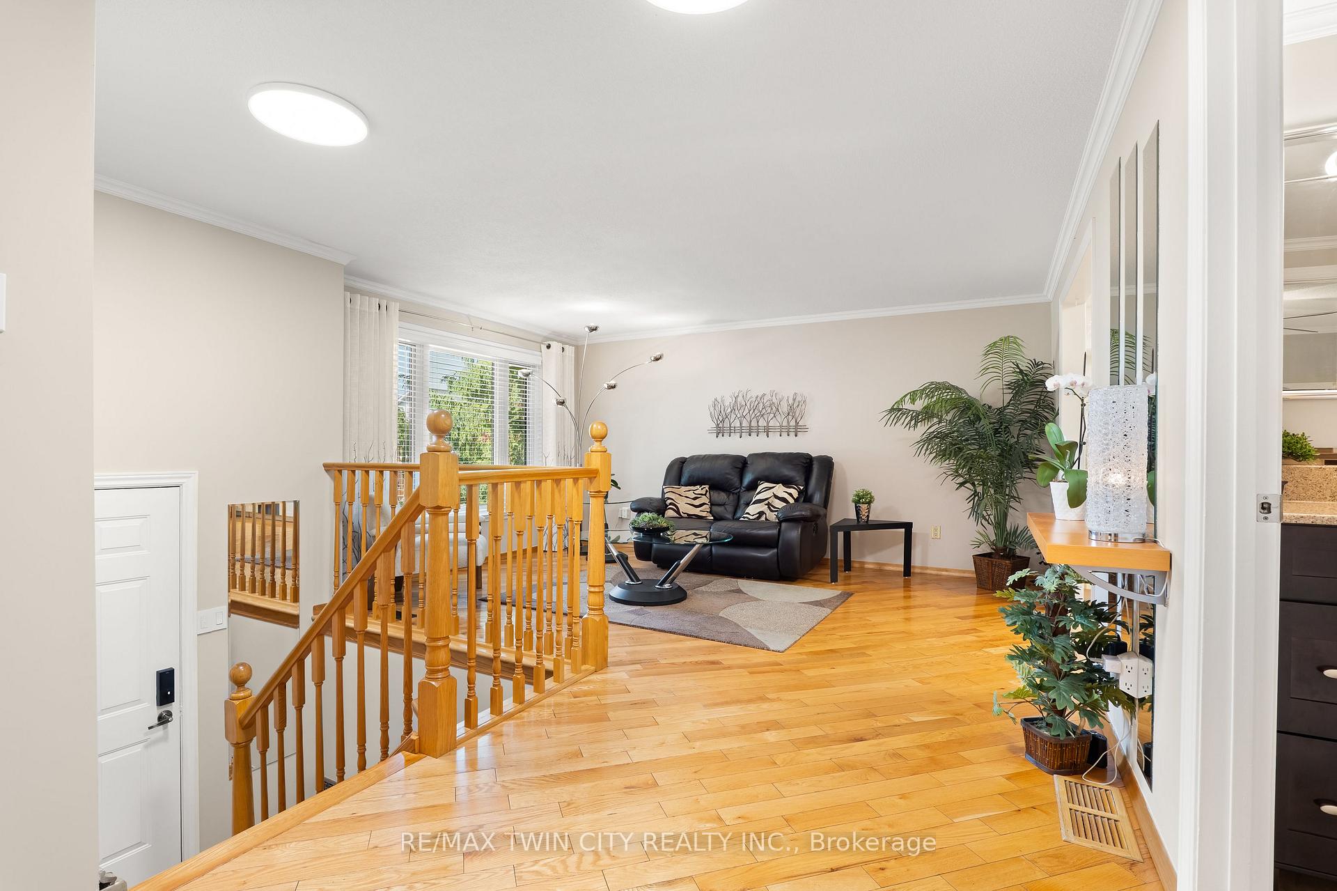 Photo 8 of 559 Halberstadt Circle, Cambridge, Preston Heights — HOMEH