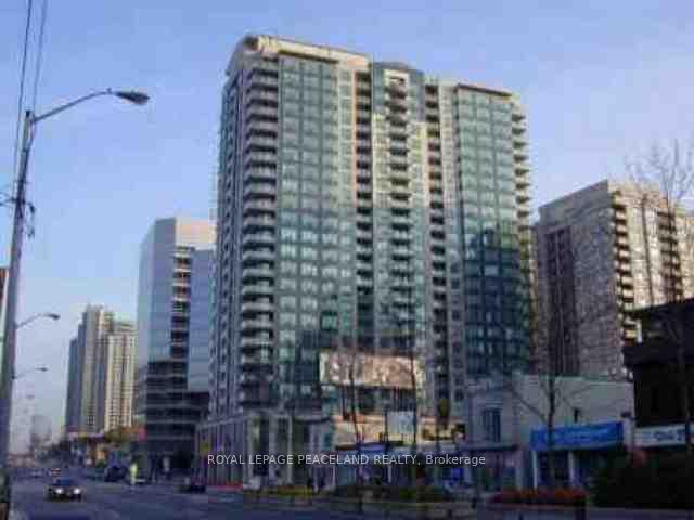 Front of Unit 1709, 18 Parkview Avenue