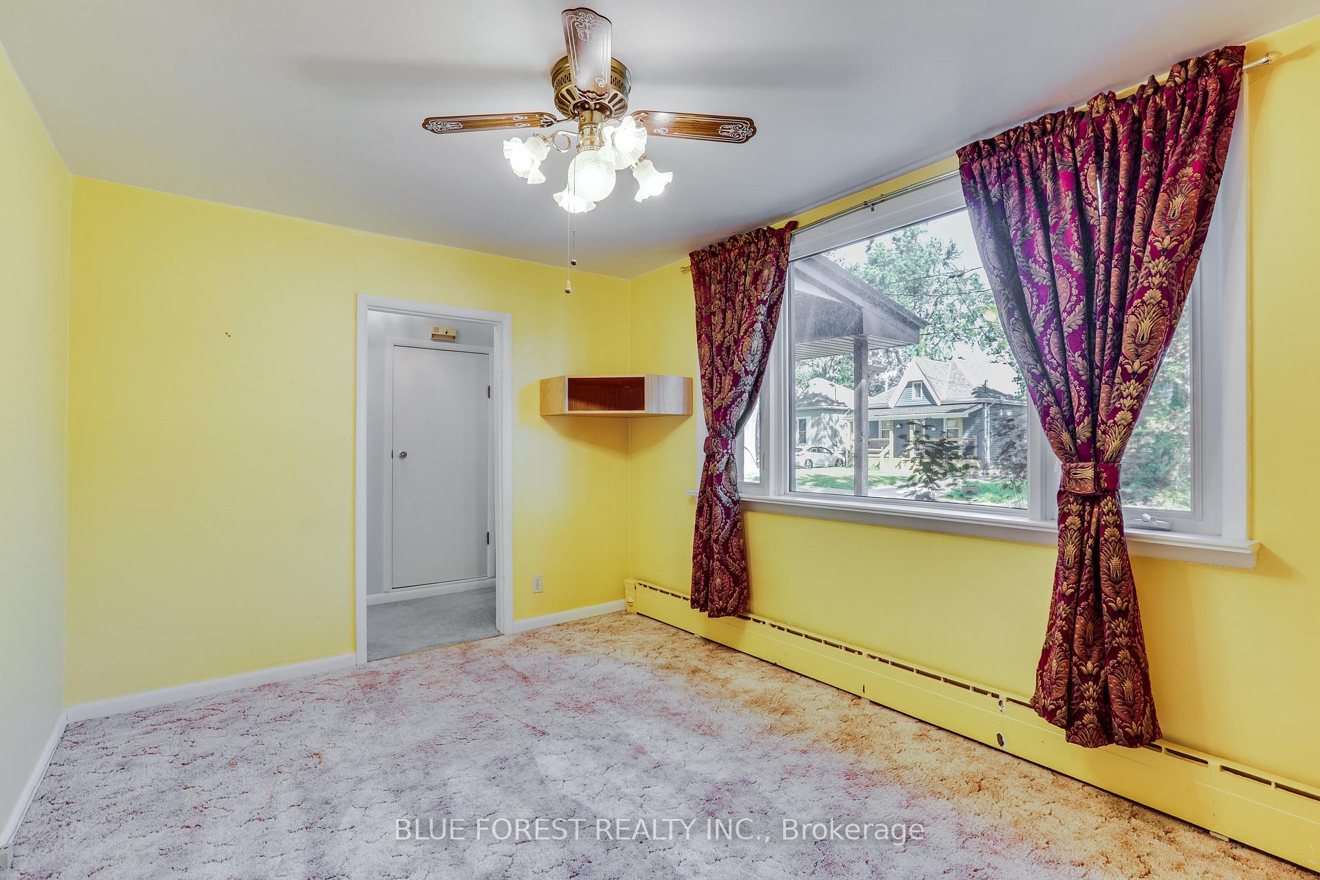 Photo 7 of 1039 Frances Street, London, East M — HOMEH