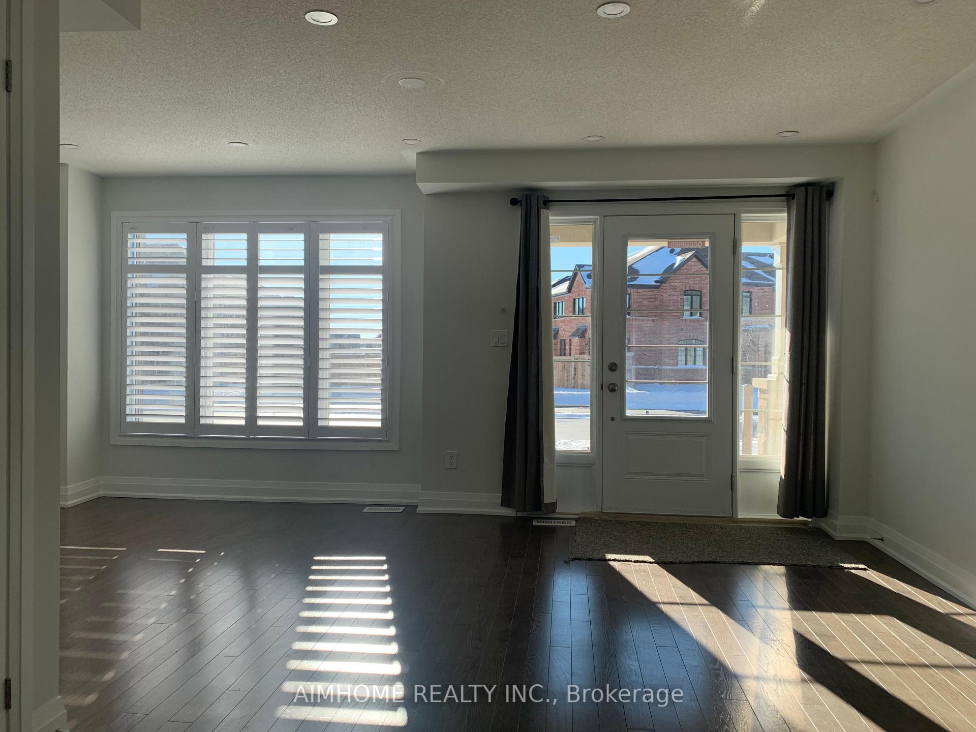 Photo 2 of 12 Summerbeam Way, Brampton, Bram West — HOMEH