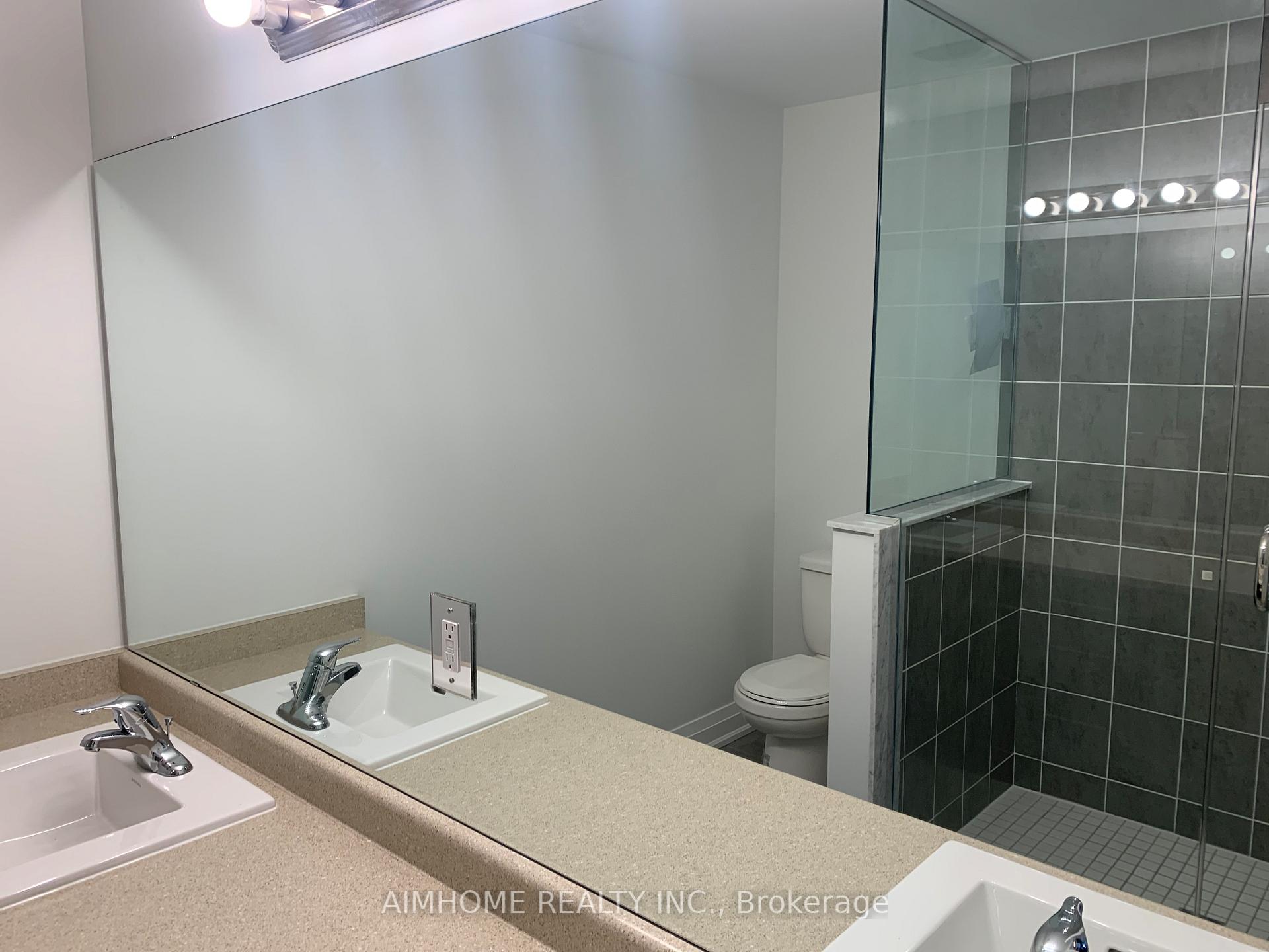 Photo 13 of 12 Summerbeam Way, Brampton, Bram West — HOMEH
