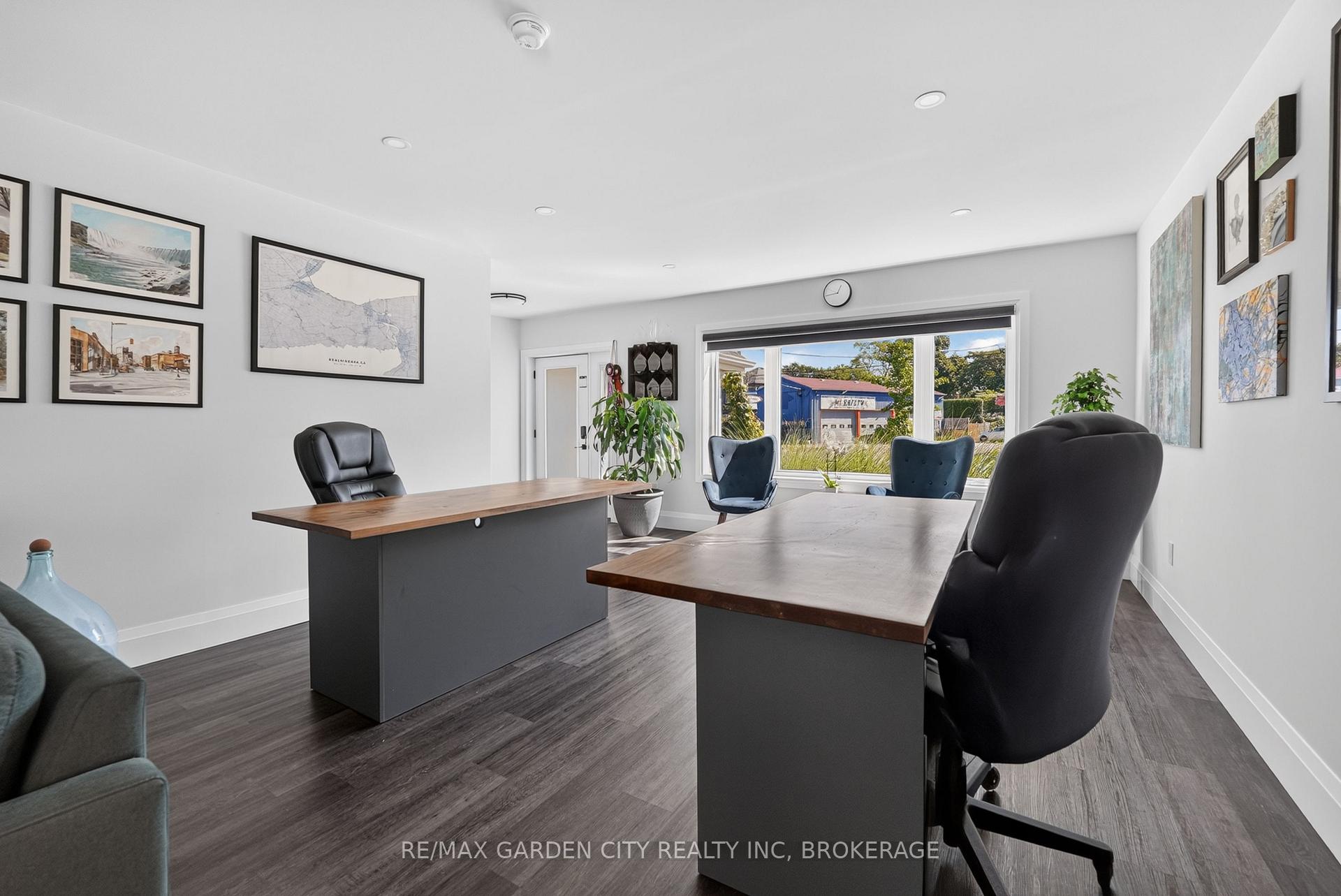 Photo 14 of 135 Lake Street, St. Catharines, Downtown — HOMEH