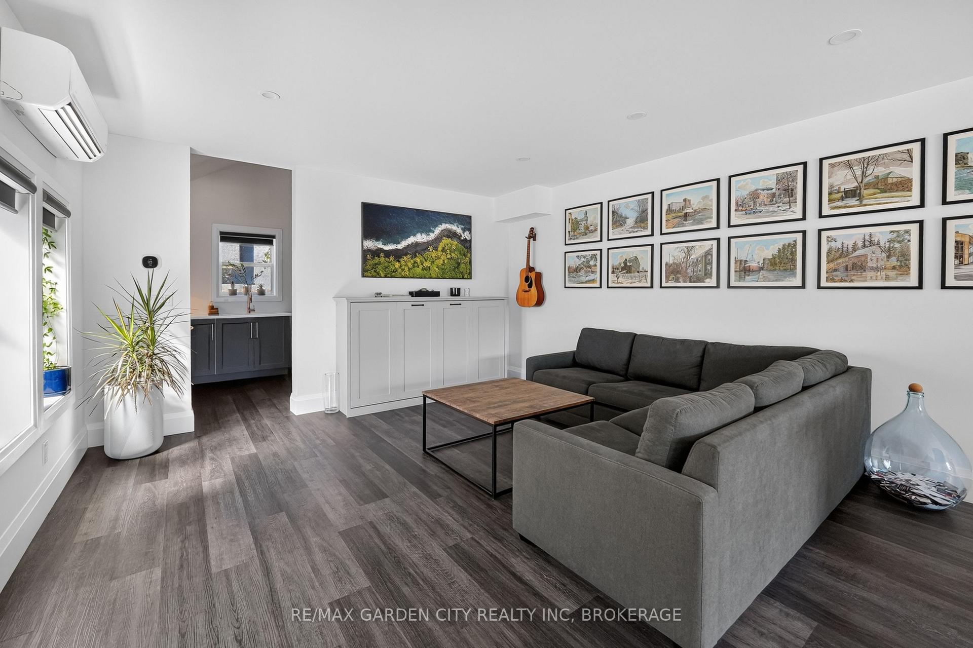 Photo 15 of 135 Lake Street, St. Catharines, Downtown — HOMEH