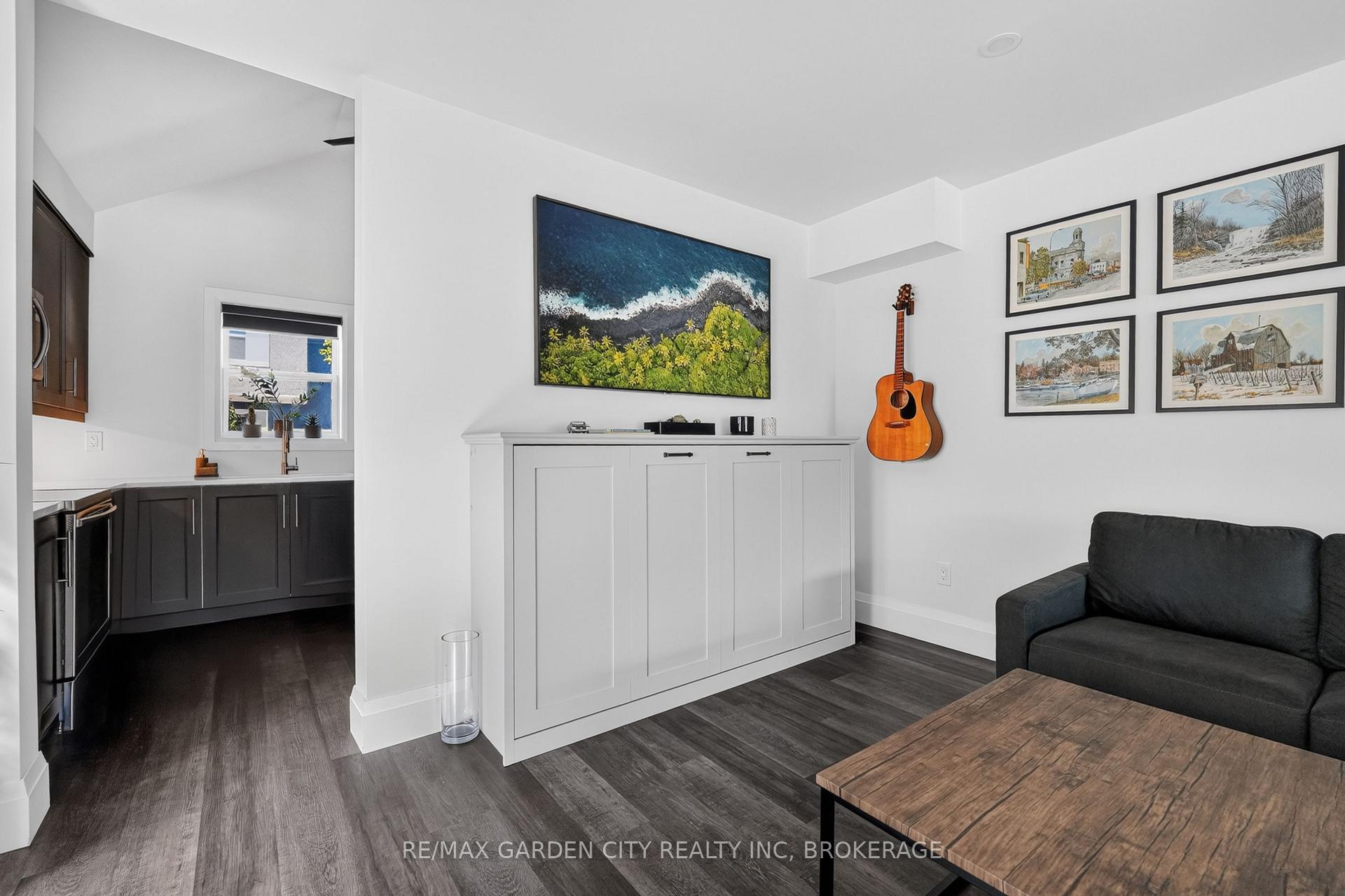 Photo 19 of 135 Lake Street, St. Catharines, Downtown — HOMEH