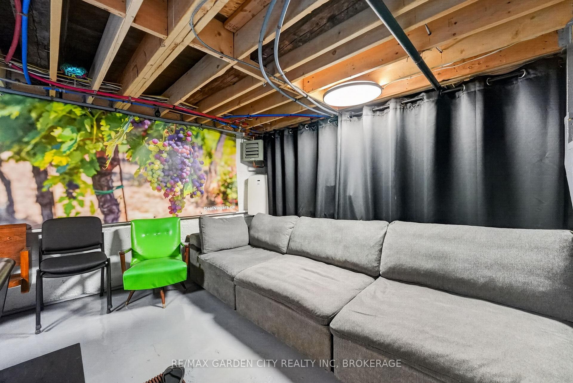 Photo 31 of 135 Lake Street, St. Catharines, Downtown — HOMEH