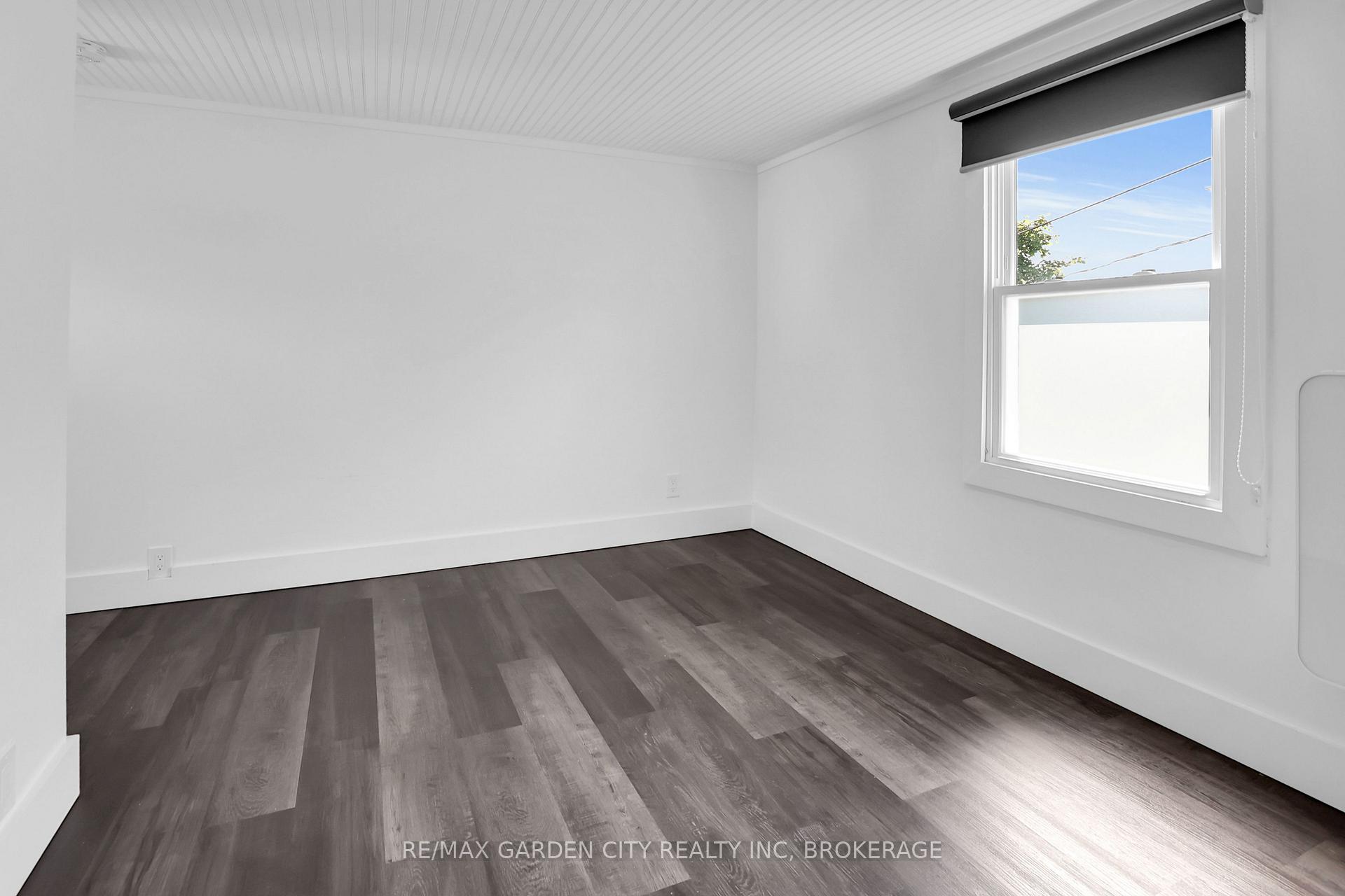 Photo 46 of 135 Lake Street, St. Catharines, Downtown — HOMEH