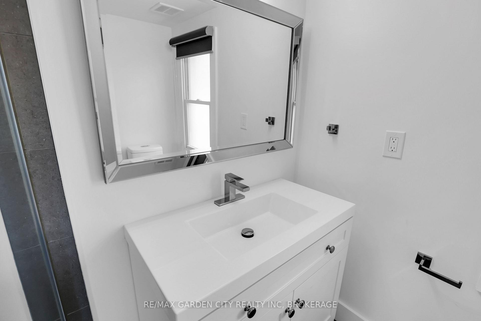 Photo 48 of 135 Lake Street, St. Catharines, Downtown — HOMEH
