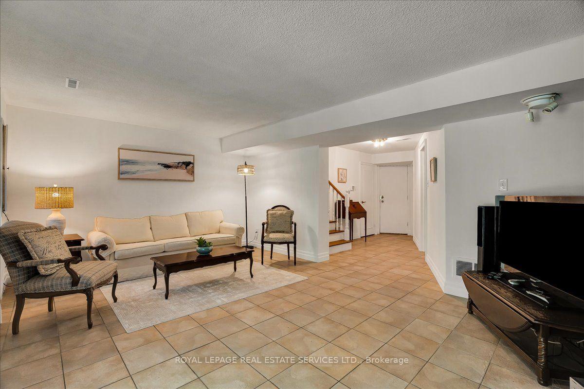 Photo 39 of Unit 12, 12 Quail Valley Drive, Markham, German Mills — HOMEH
