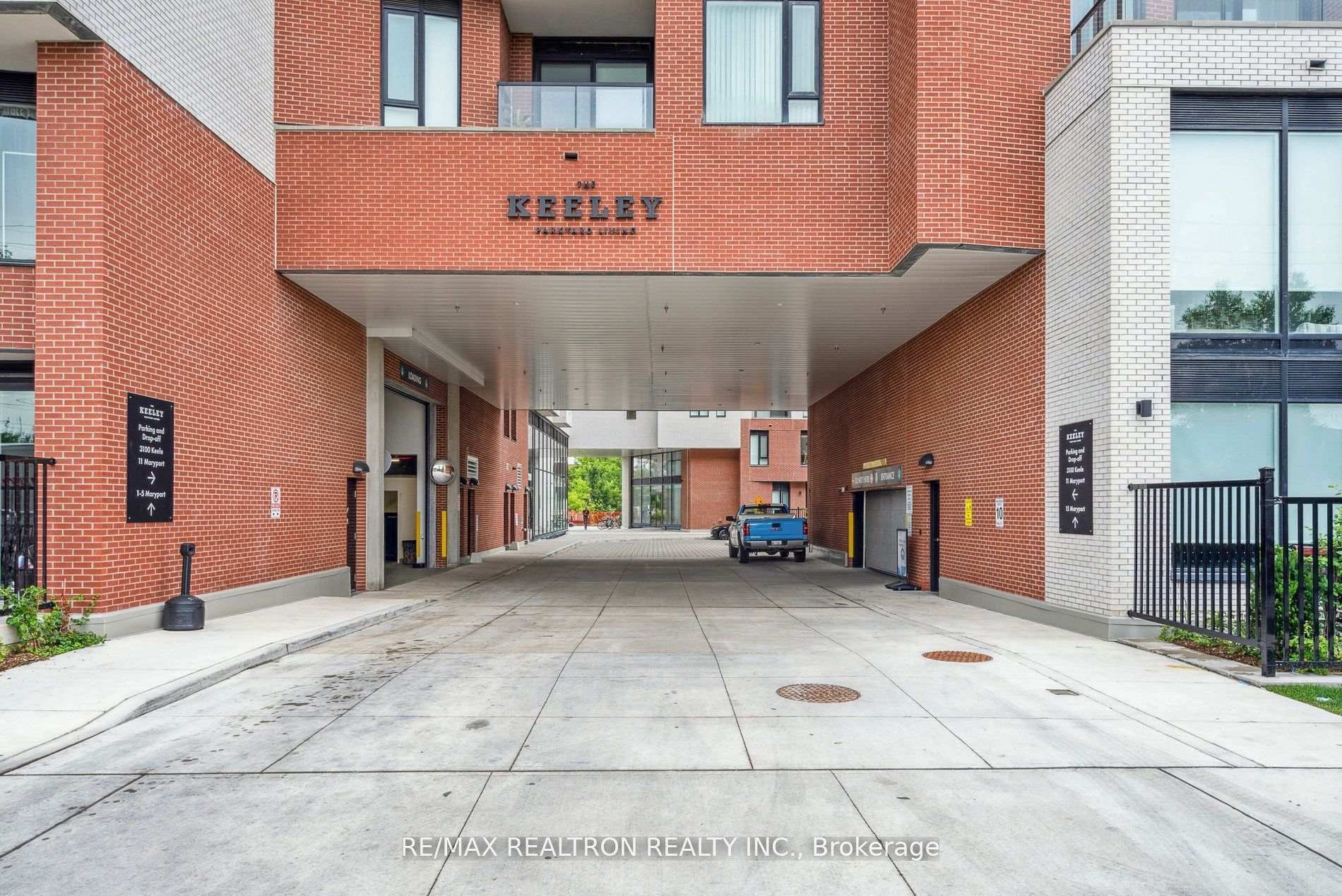 Photo 12 of Unit 430, 3100 Keele Street, North York, Downsview-Roding-CFB — HOMEH