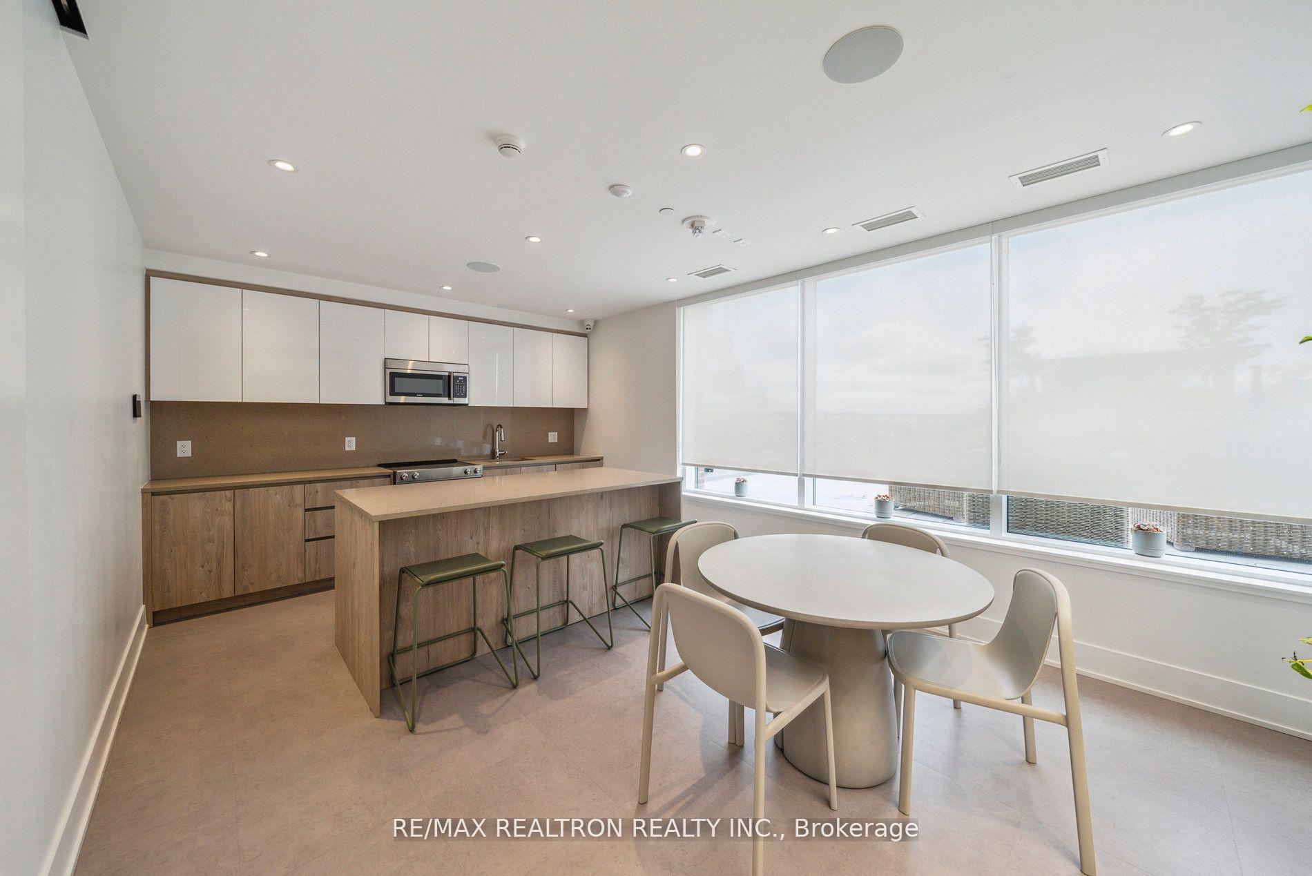 Photo 20 of Unit 430, 3100 Keele Street, North York, Downsview-Roding-CFB — HOMEH