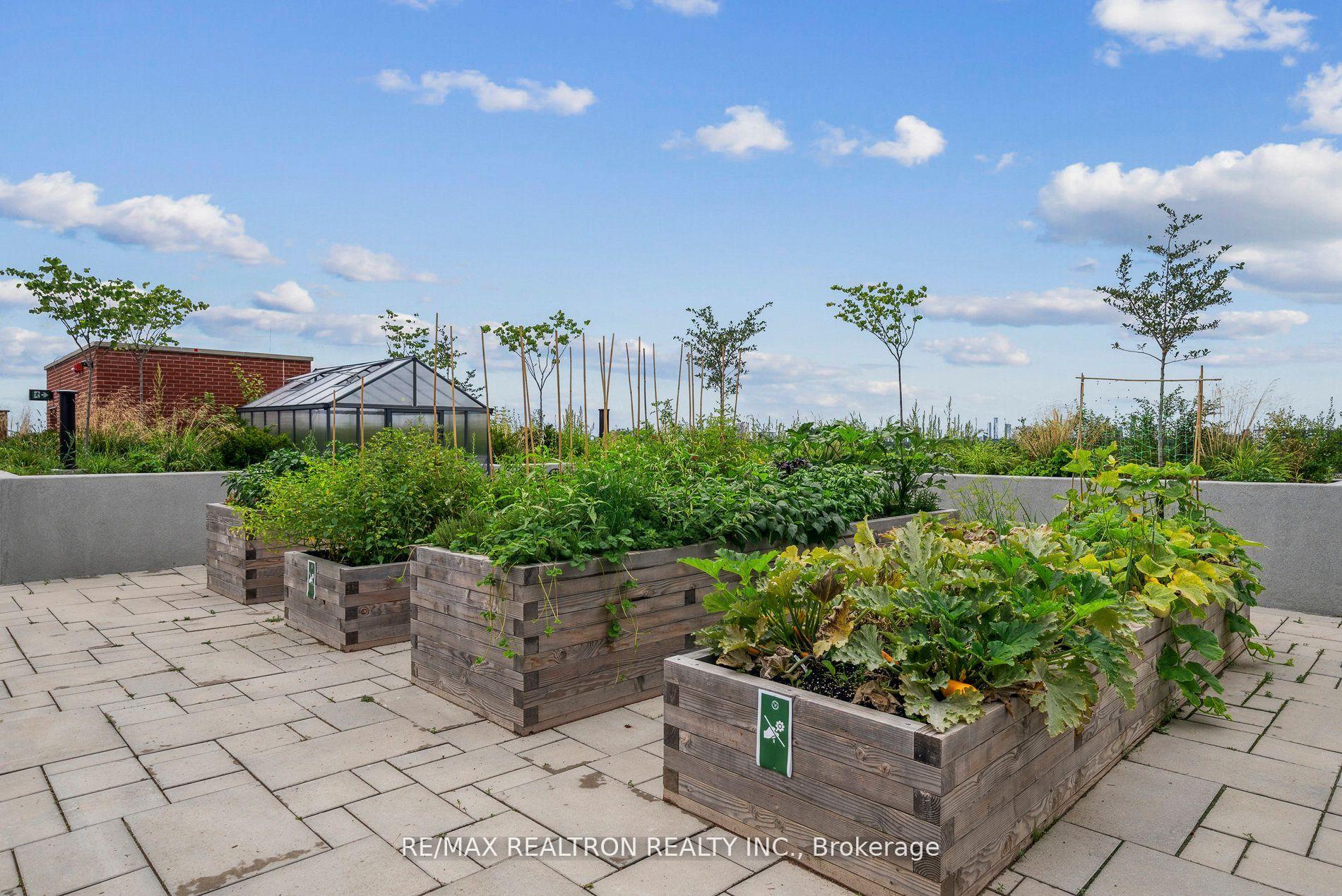 Photo 28 of Unit 430, 3100 Keele Street, North York, Downsview-Roding-CFB — HOMEH