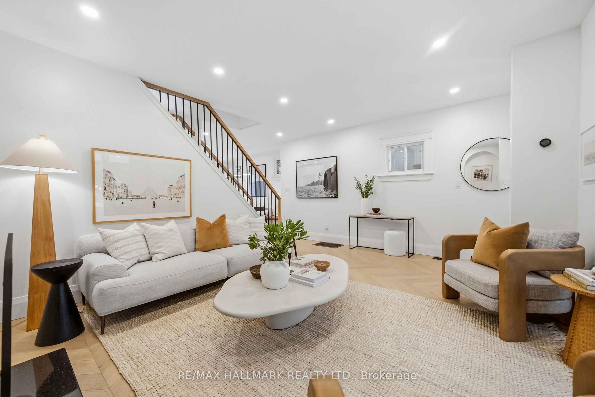 Photo 9 of 192 Wineva Avenue, Toronto, The Beaches — HOMEH