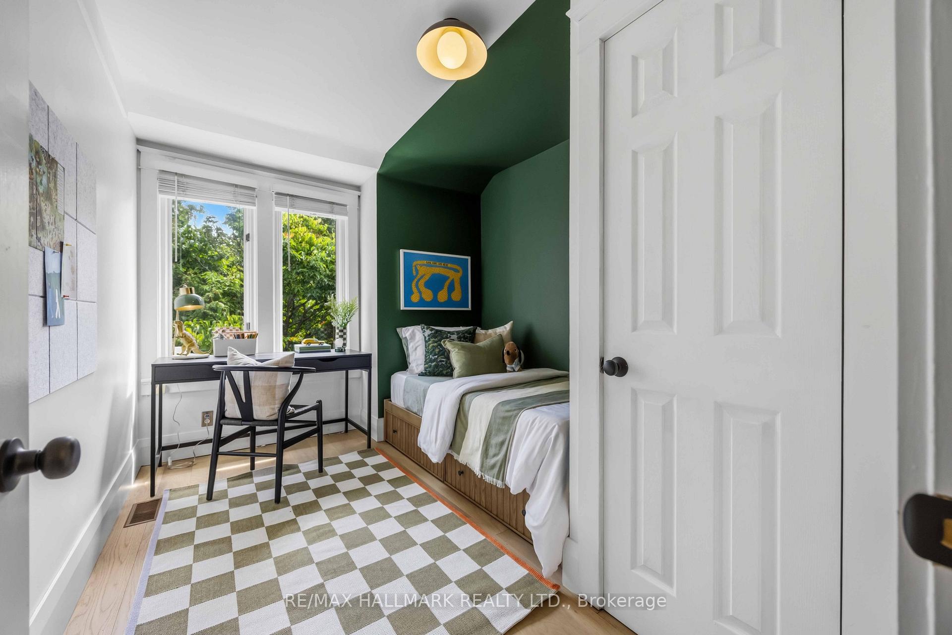 Photo 25 of 192 Wineva Avenue, Toronto, The Beaches — HOMEH
