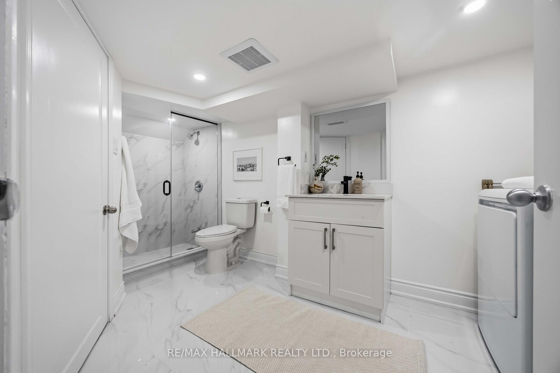 Photo 32 of 192 Wineva Avenue, Toronto, The Beaches — HOMEH