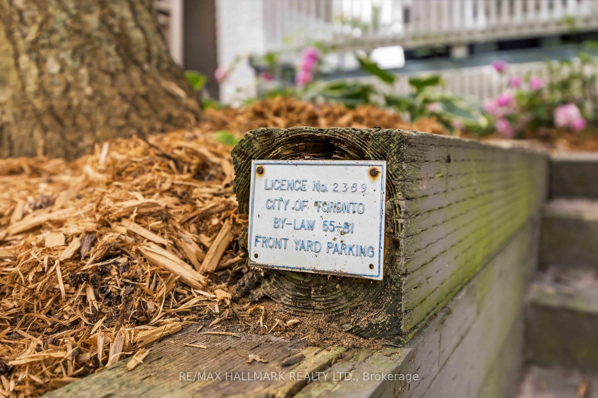 Photo 38 of 192 Wineva Avenue, Toronto, The Beaches — HOMEH