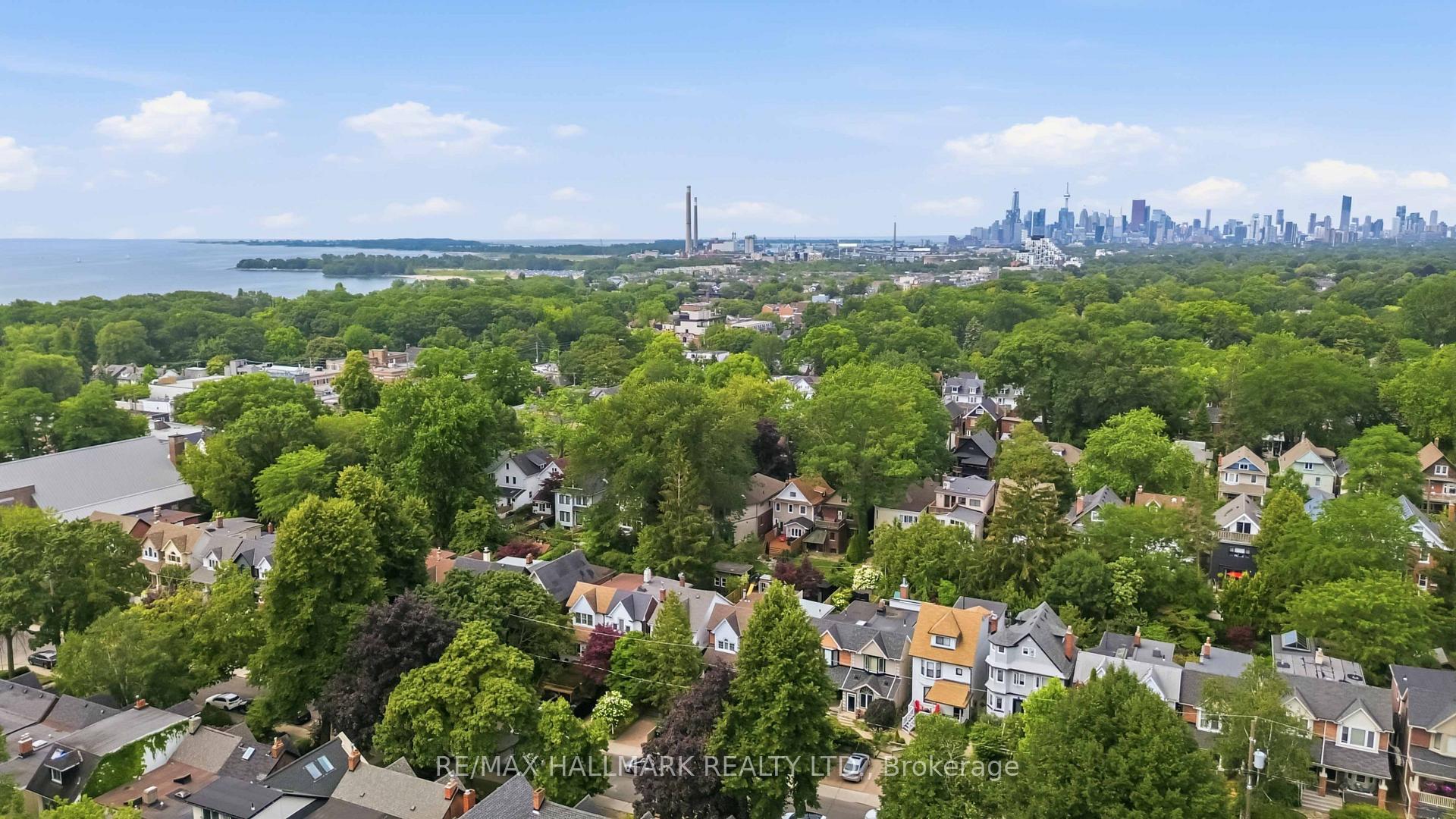 Photo 39 of 192 Wineva Avenue, Toronto, The Beaches — HOMEH