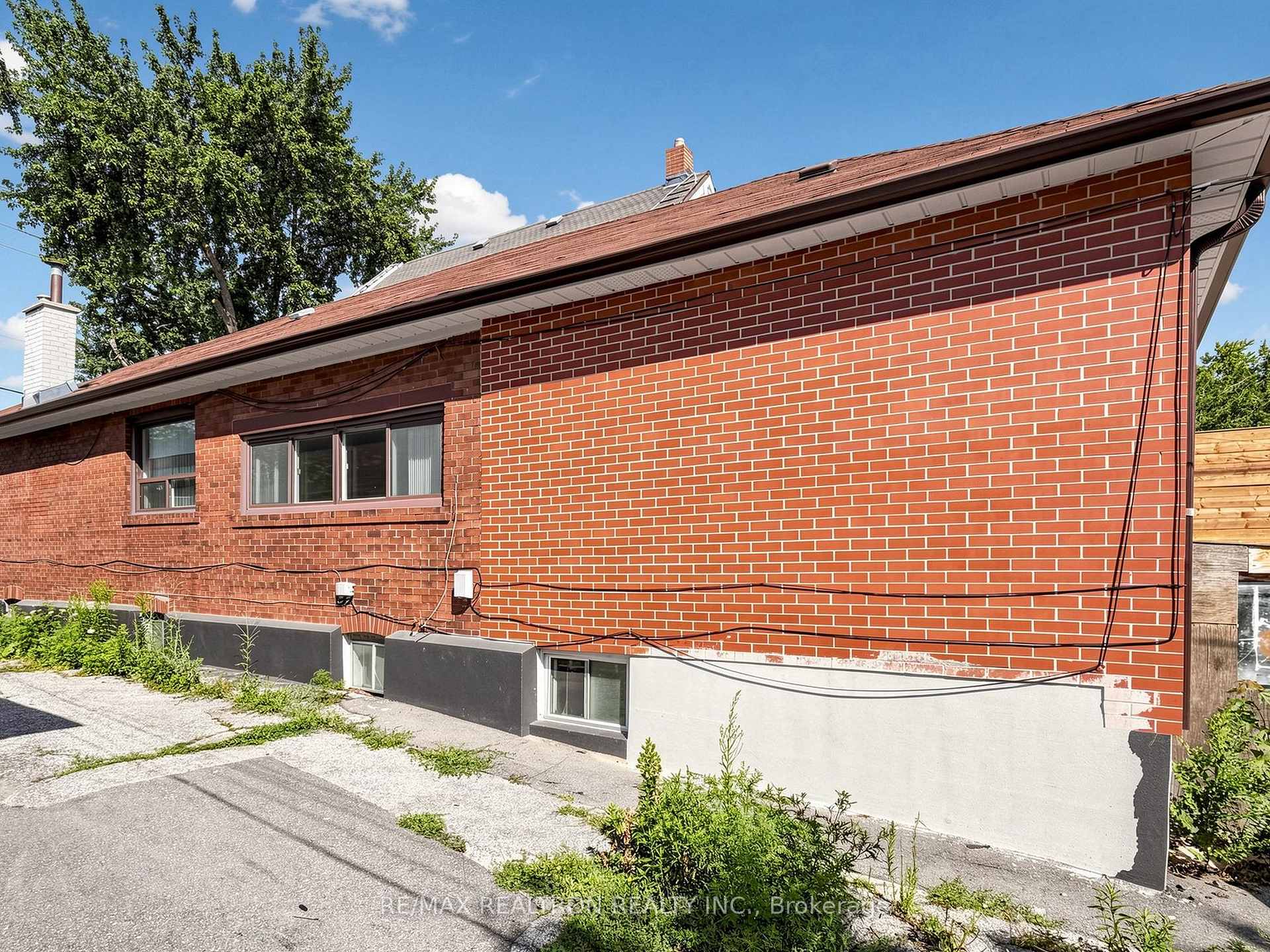 Photo 13 of 529 Winona Drive, Toronto, Oakwood Village — HOMEH