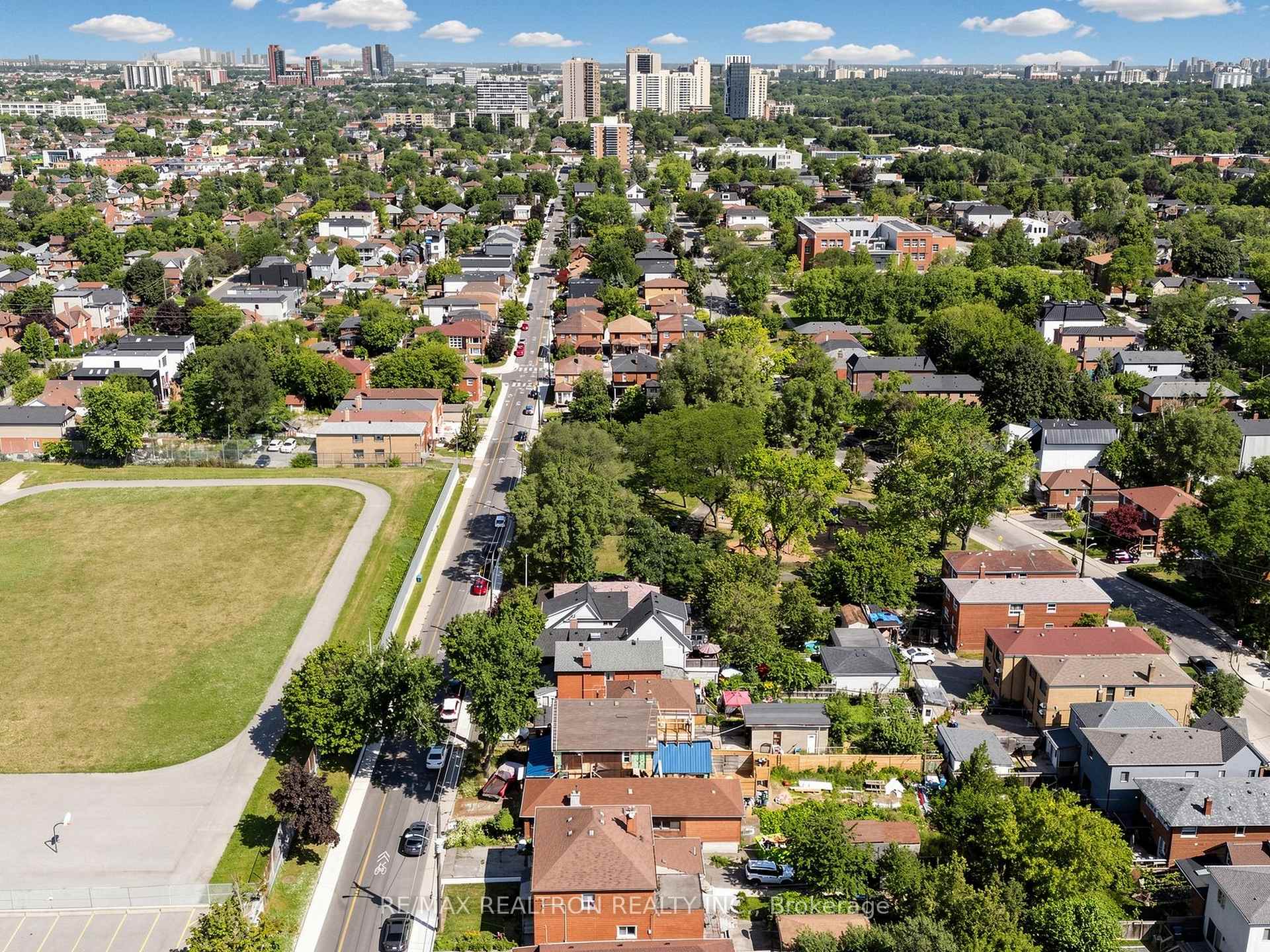 Photo 17 of 529 Winona Drive, Toronto, Oakwood Village — HOMEH