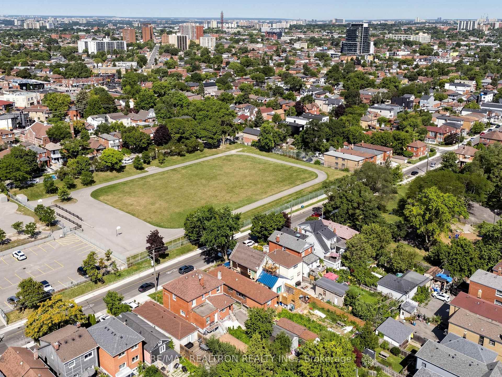 Photo 18 of 529 Winona Drive, Toronto, Oakwood Village — HOMEH