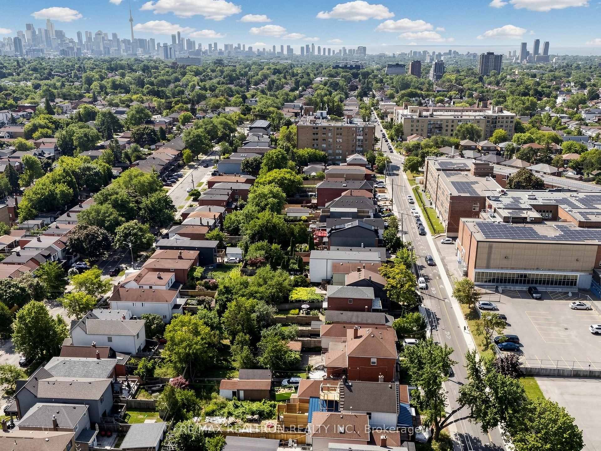 Photo 21 of 529 Winona Drive, Toronto, Oakwood Village — HOMEH